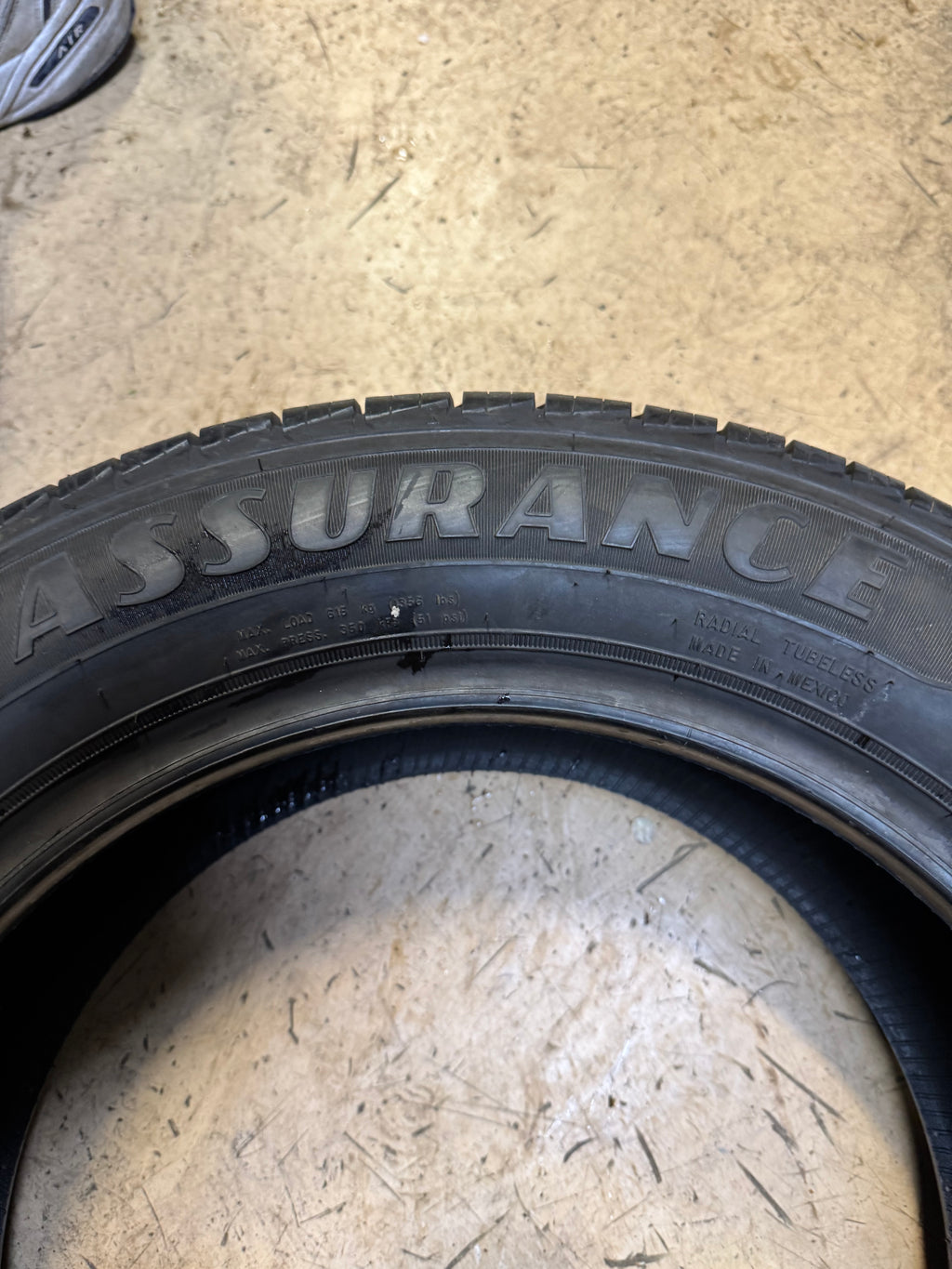 GOODYEAR ASSURANCE BSW P 205 60 16 91V ALL SEASON TIRE 413500329