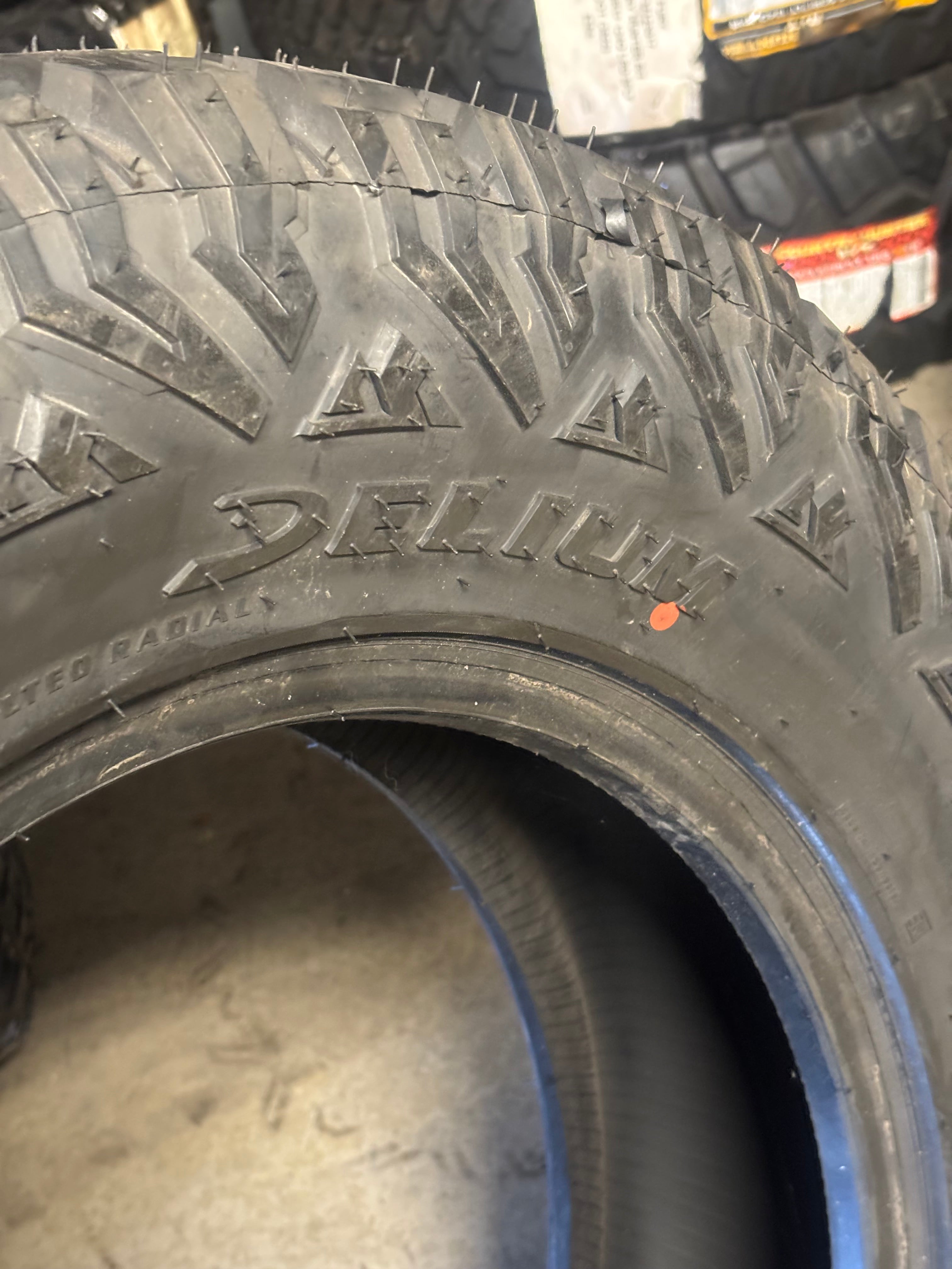 NOS DELIUM TERRA RAIDER A/T KU-257 BSW LT 275 65 20 126123Q 10PLY ALL TERRAIN TIRE D267625