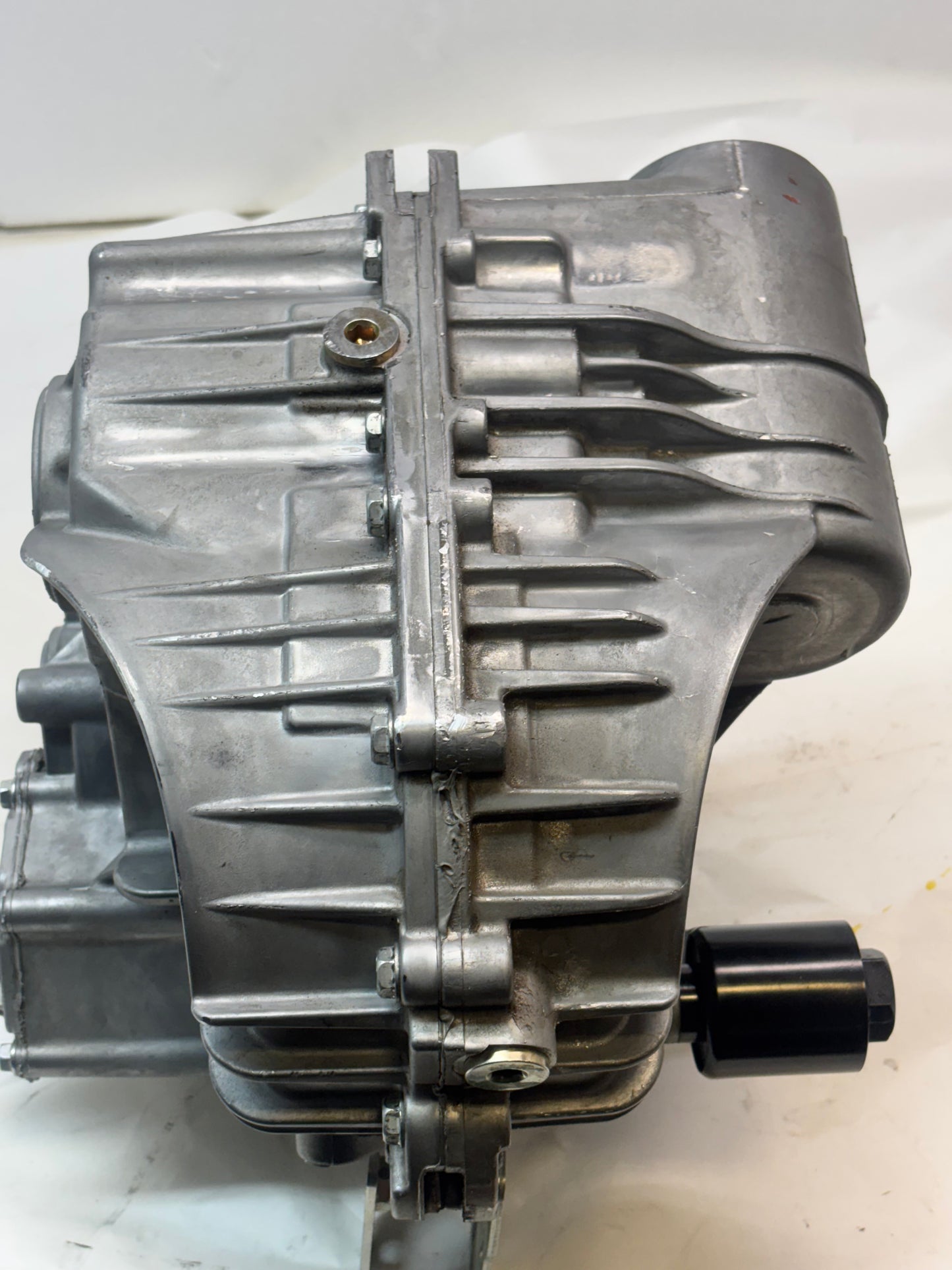 USED OEM POLARIS ASM CEAR CASE REAR DIFFERENTIAL 1337282
