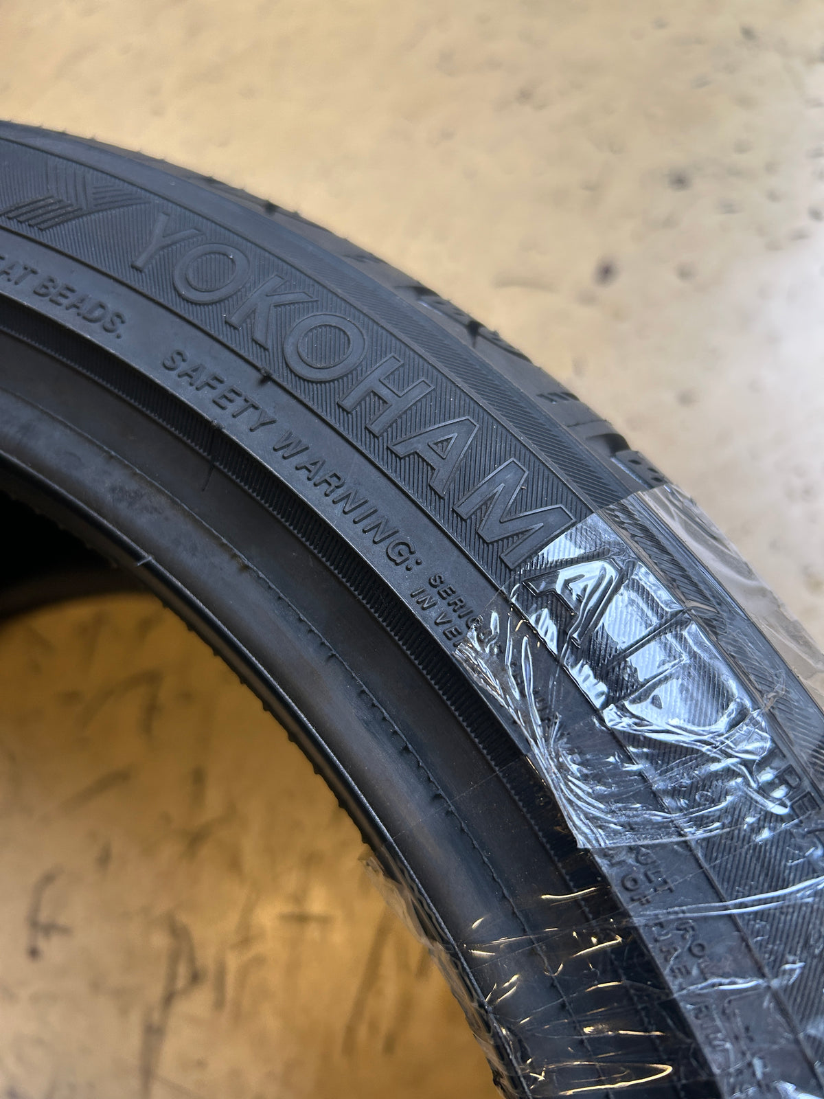 YOKOHAMA ADVAN SPORT A/S PLUS BSW P 265 35 18 97Y  UHP TIRE 110140642