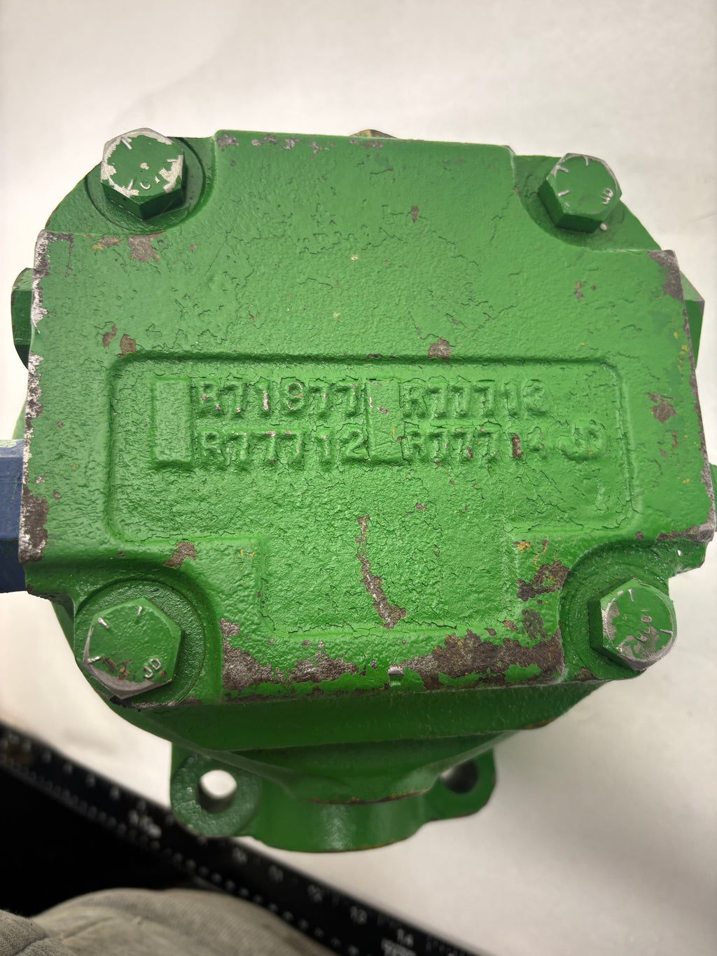 HYDRAULIC PUMP FOR JOHN DEERE 1052 R71977 R77713 R77712 R77714