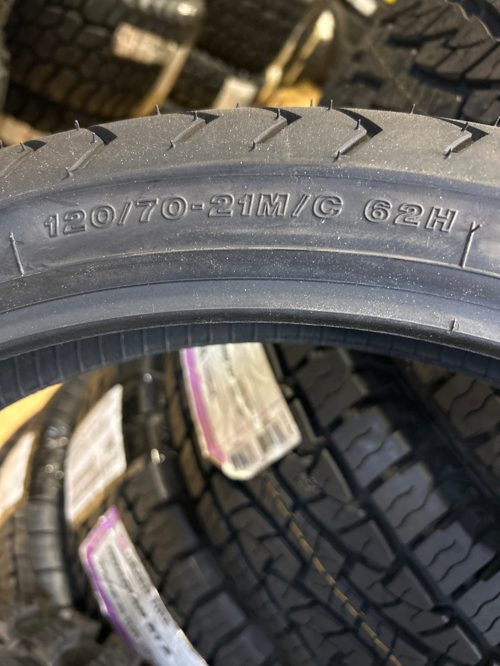 BRIDGESTONE EXEDRA G721 BSW 120 70 21 62H FRONT MOTORCYCLE TIRE 2211