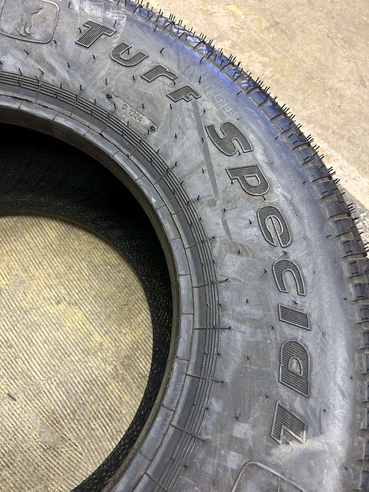 GALAXY TURF SPECIAL R-3 BSW  12LL 16 6PLY LAWN TIRE 480232