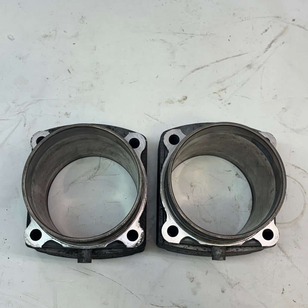 2 USED GENUINE PORSCHE 964 3.6L PISTONS, CYLINDERS, PINS, RINGS 95ZN6 ++++