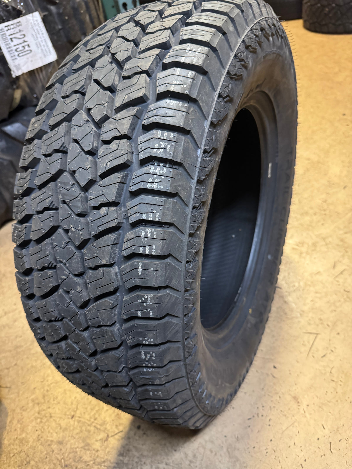 SUMMIT TRAIL CLIMBER AT02 BSW P 255 65 17 110T ALL TERRAIN TIRE 20906