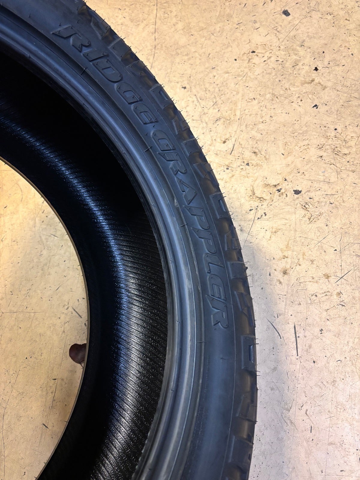 NITTO RIDGE GRAPPLER  BSW P 275 55 20 117T XL ALL TERRAIN TIRE 217670