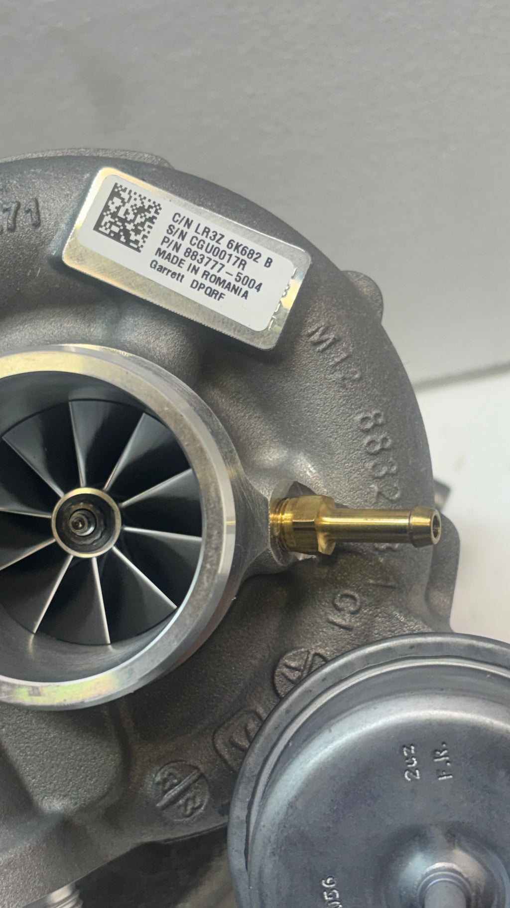 GENUINE FORD TURBOCHARGER ASSY. 24-25 FORD F-150 LR3Z-6K682-B