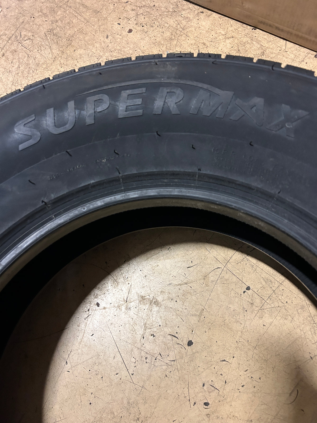 2 SUPERMAX HT-1 BSW LT 275 70 18 125/122S 10PLY HIGHWAY TIRE LTR1803HTKD