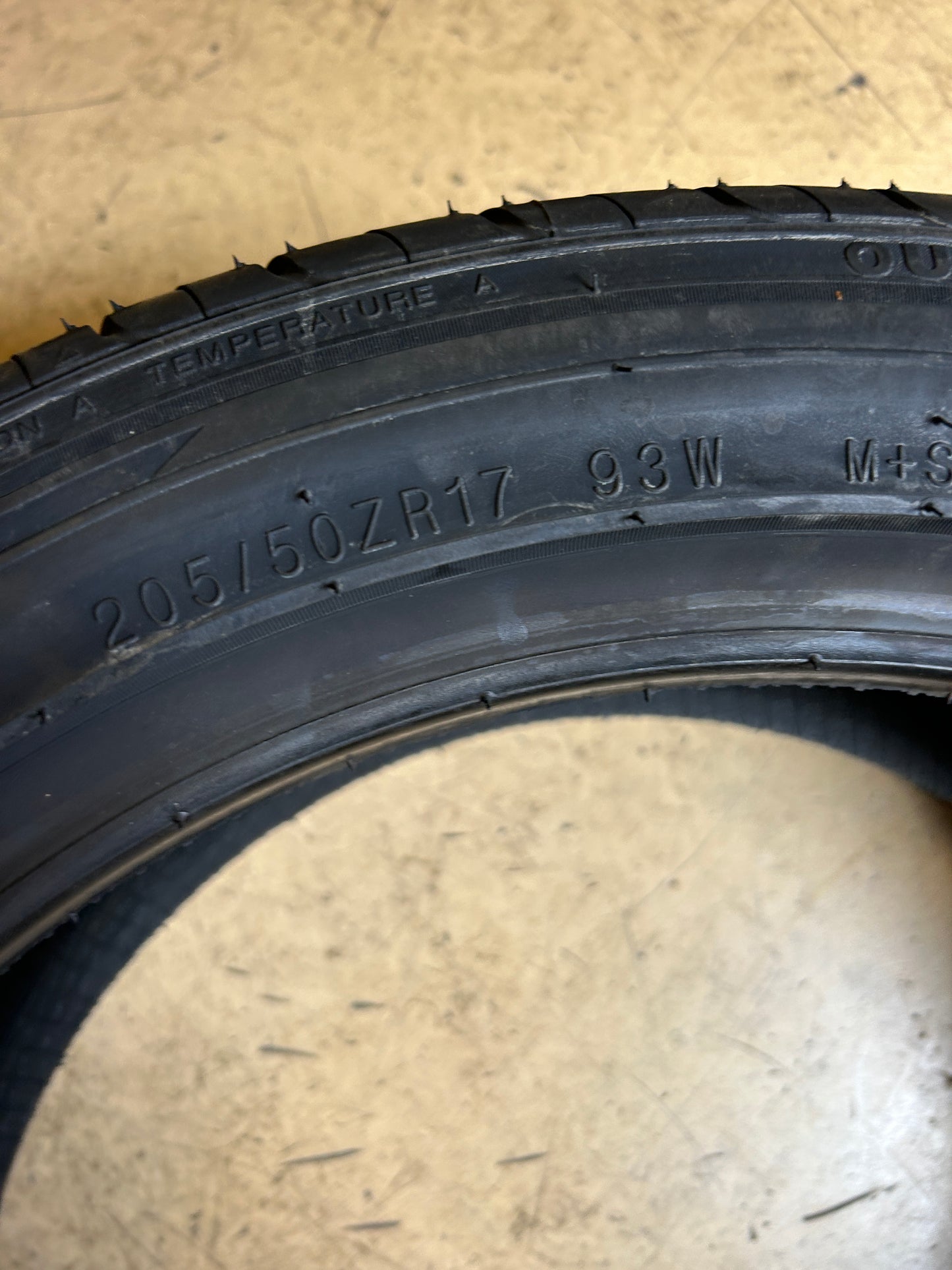 KUMHO ECSTA LX PLATINUM BSW P 205 50 17 93W XL ALL SEASON TIRE 2106783