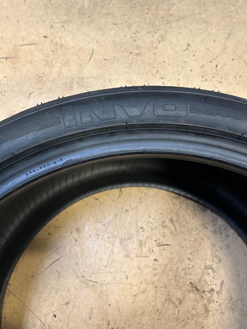 NITTO INVO BSW P 285 30 19 98W XL UHP SUMMER TIRE 203220
