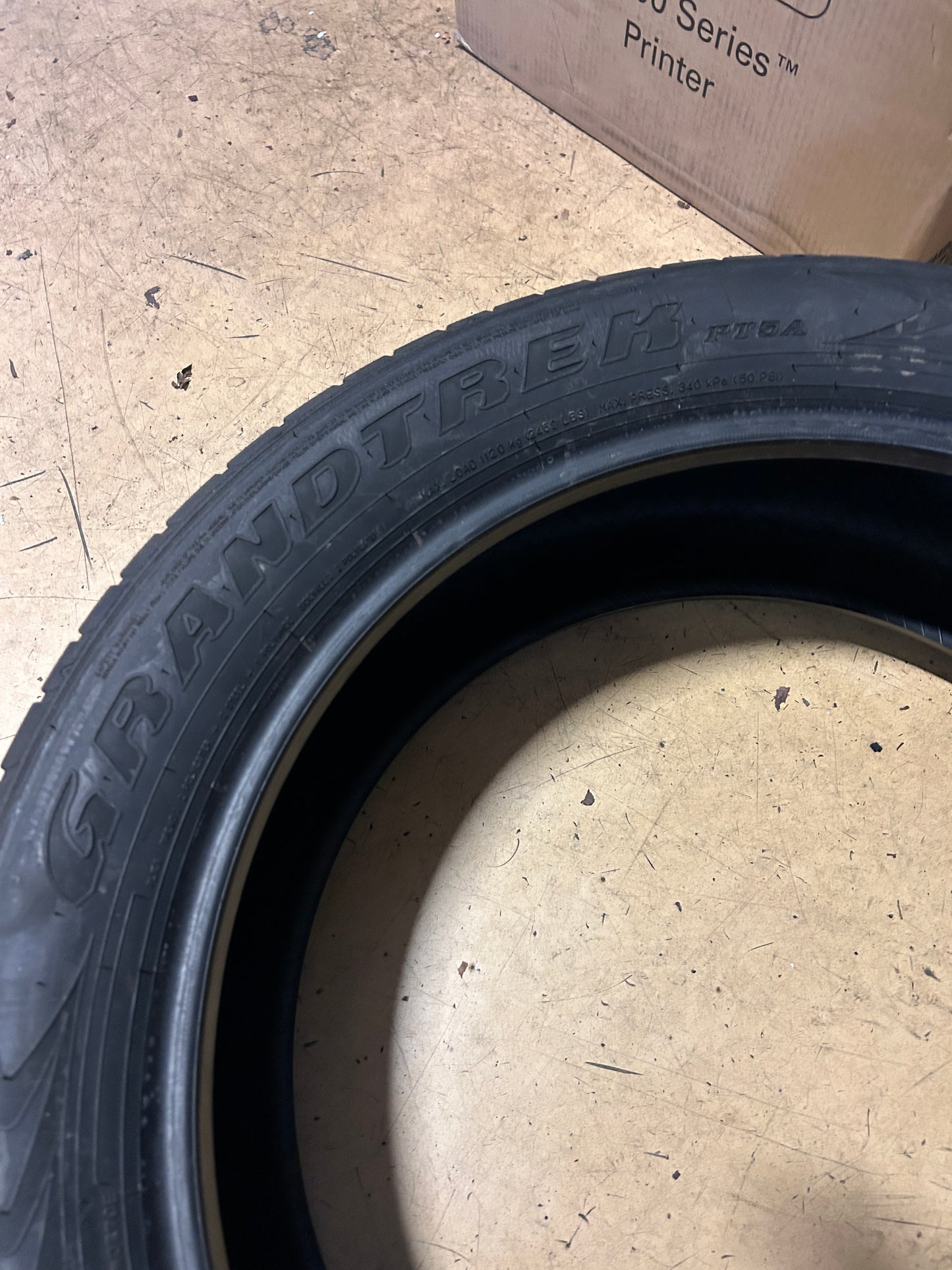 DUNLOP GRANDTREK PT5A BSW P 265 50 22 112V XL ALL SEASON TIRE 57000380