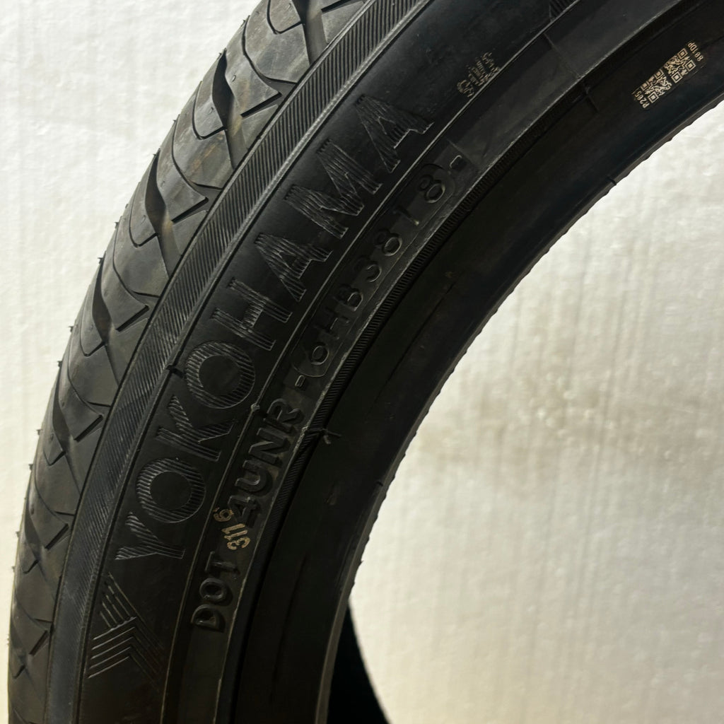 2 NEW OLD STOCK YOKOHAMA AVID ASCEND GT P 255 40 19 100V XL A/S TIRES 110132748