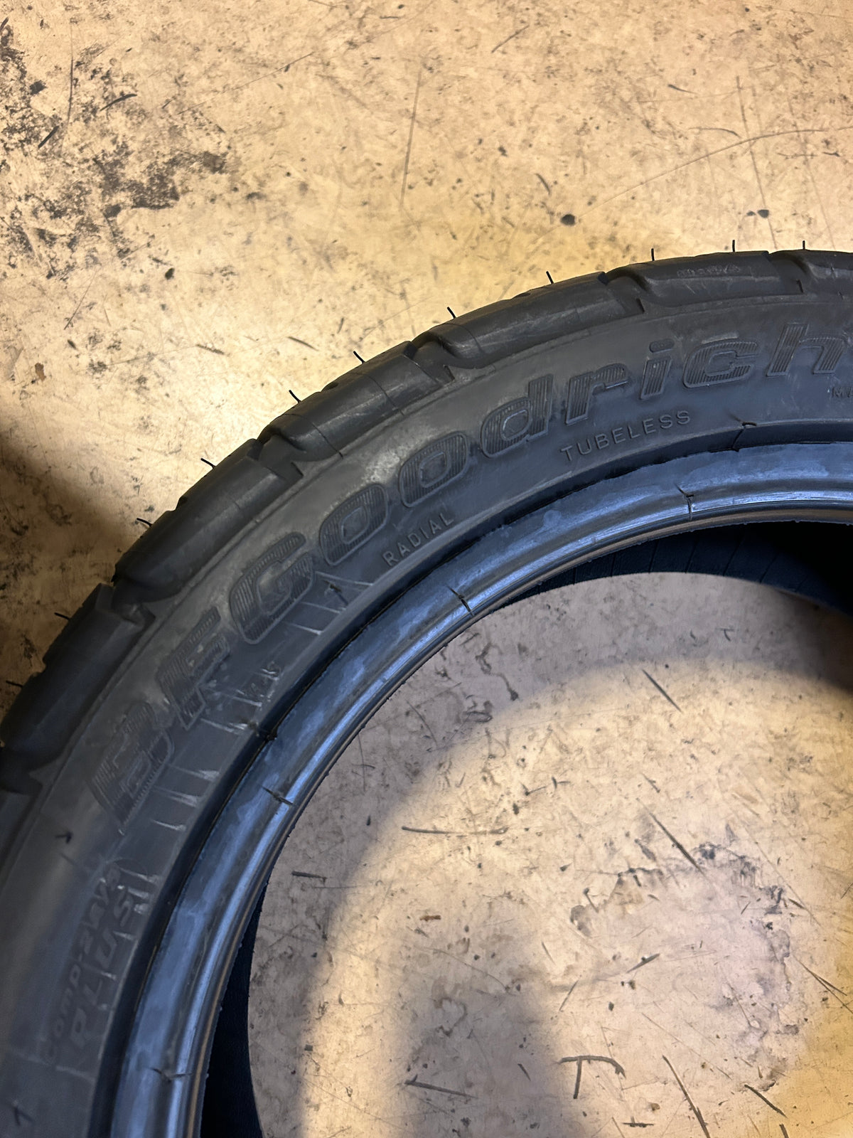 BFGOODRICH G-FORCE COMP-2 A/S PLUS P 215 50 17 95W XL ALL SEASON TIRE 30364