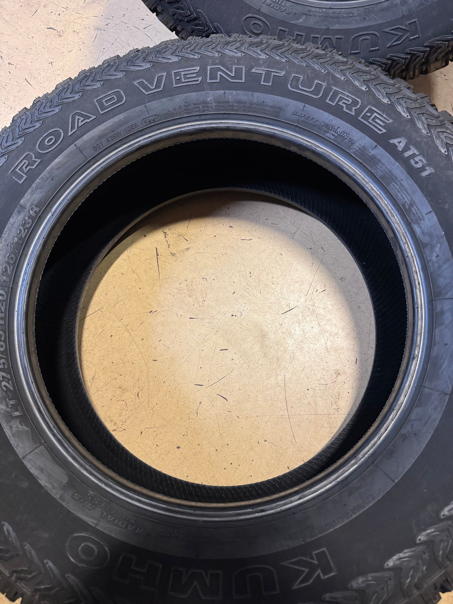 2 NOS KUMHO ROAD VENTURE AT51 BSW LT 275 65 20 126/123R 10PLY TIRE 2177763