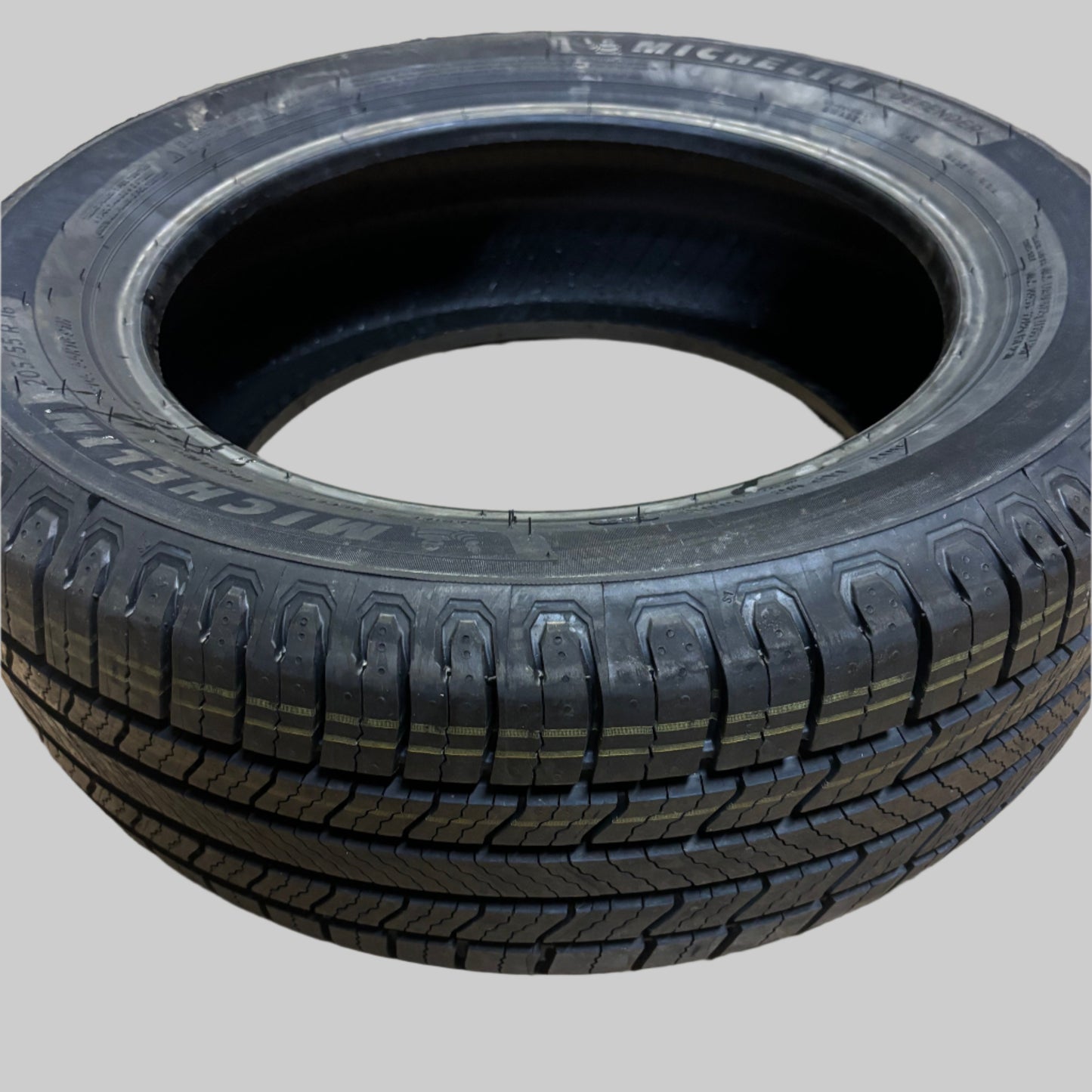 4 MICHELIN DEFENDER2 BSW P 205 55 16 91H ALL SEASON TIRE 07259