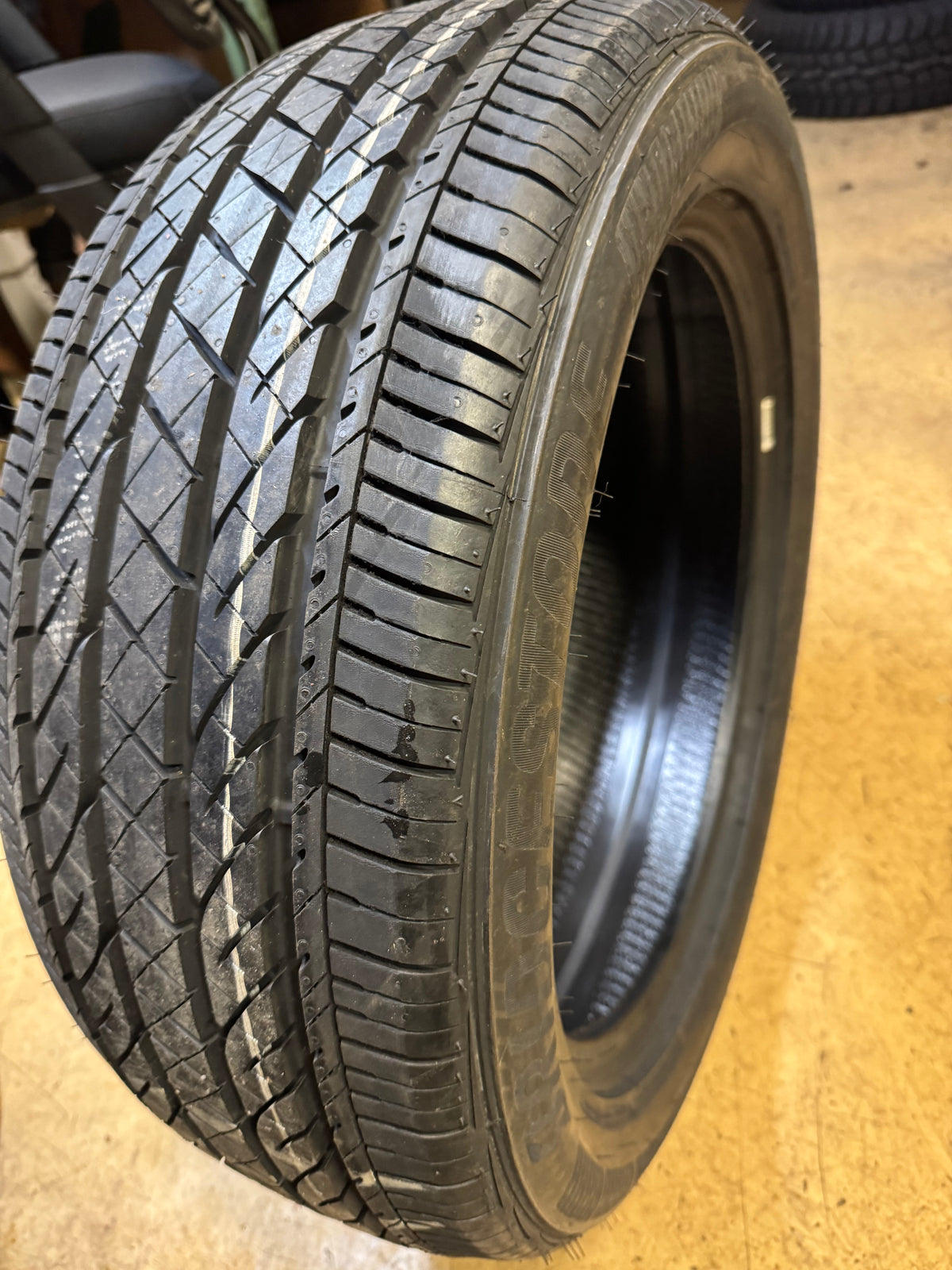 BRIDGESTONE TURANZA EL440 BSW P 235 50 18 97V ALL SEASON TIRE 004590