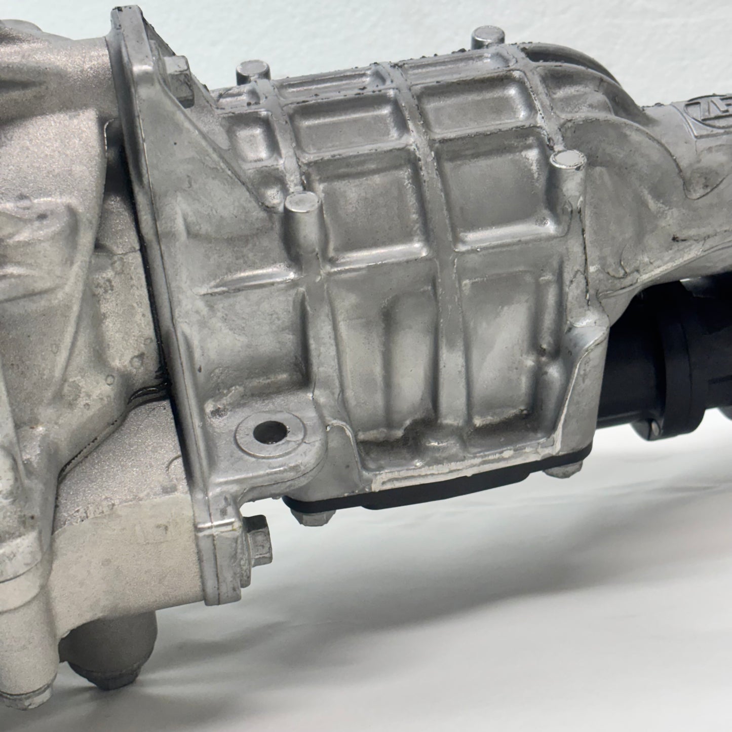 GENUINE MOPAR SERVICE FRONT AXLE 12-21 RAM 3.92 68257422AG