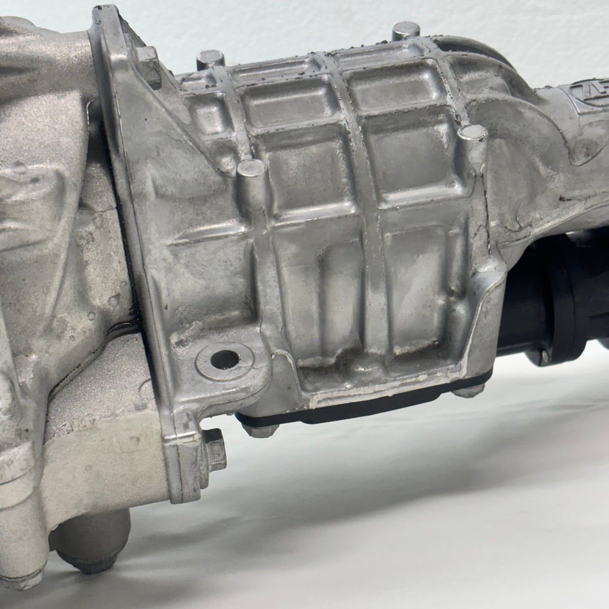 GENUINE MOPAR SERVICE FRONT AXLE 12-21 RAM 3.92 68257422AG