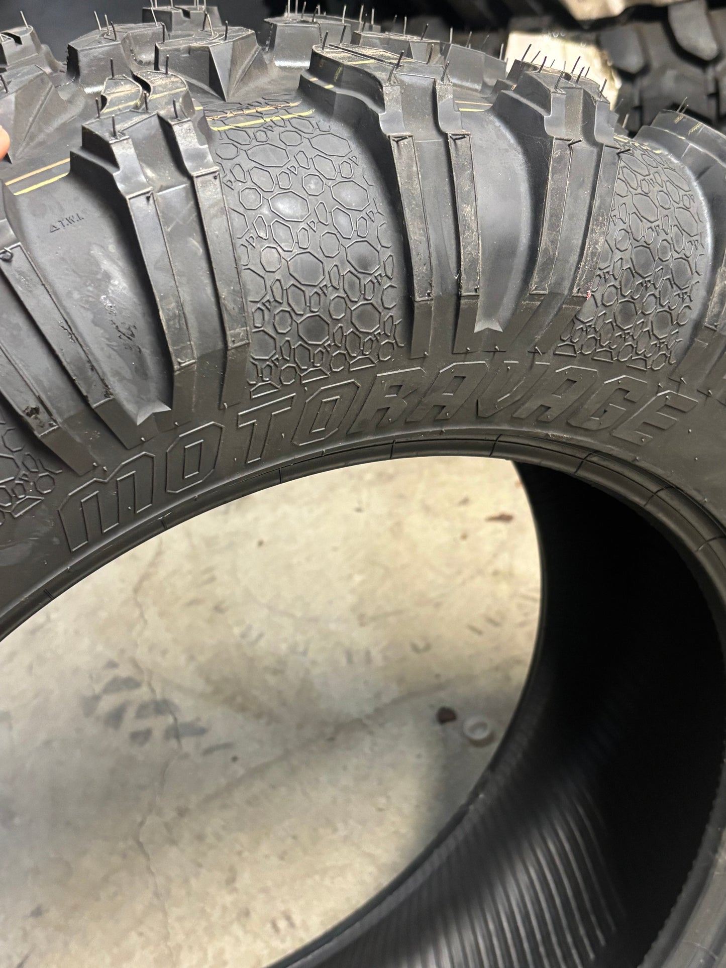 EFX MOTORAVAGE BSW ATV/UTV 35 10 20 70M LRD 8PLY TIRE MR351020