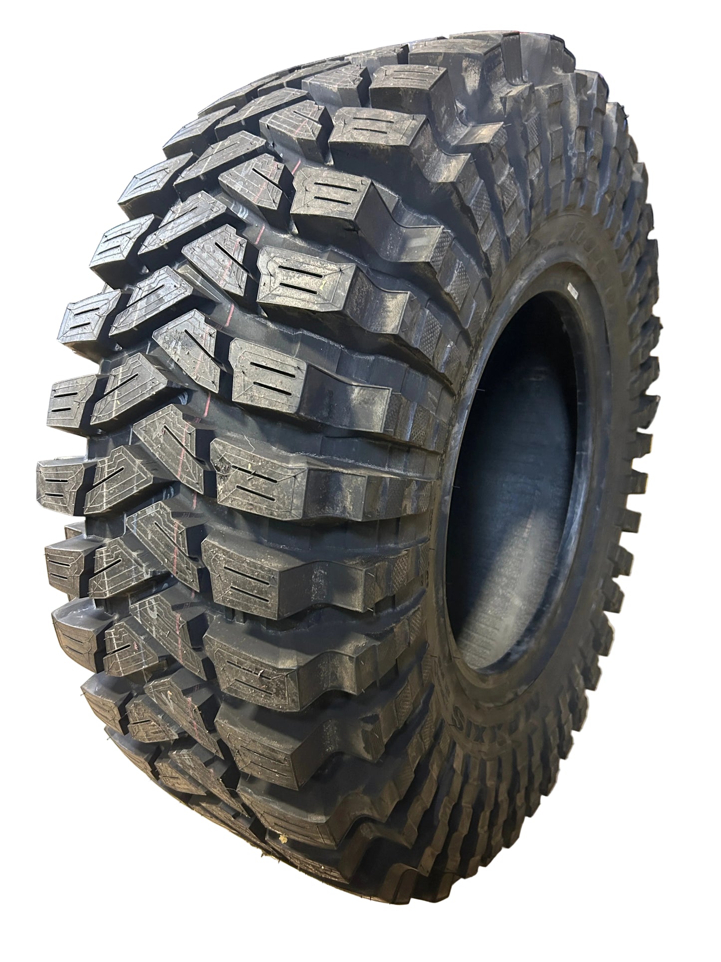 MAXXIS TREPADOR BSW LT 37 13.5 17 126L 10PLY EXTREME TIRE TL30027200