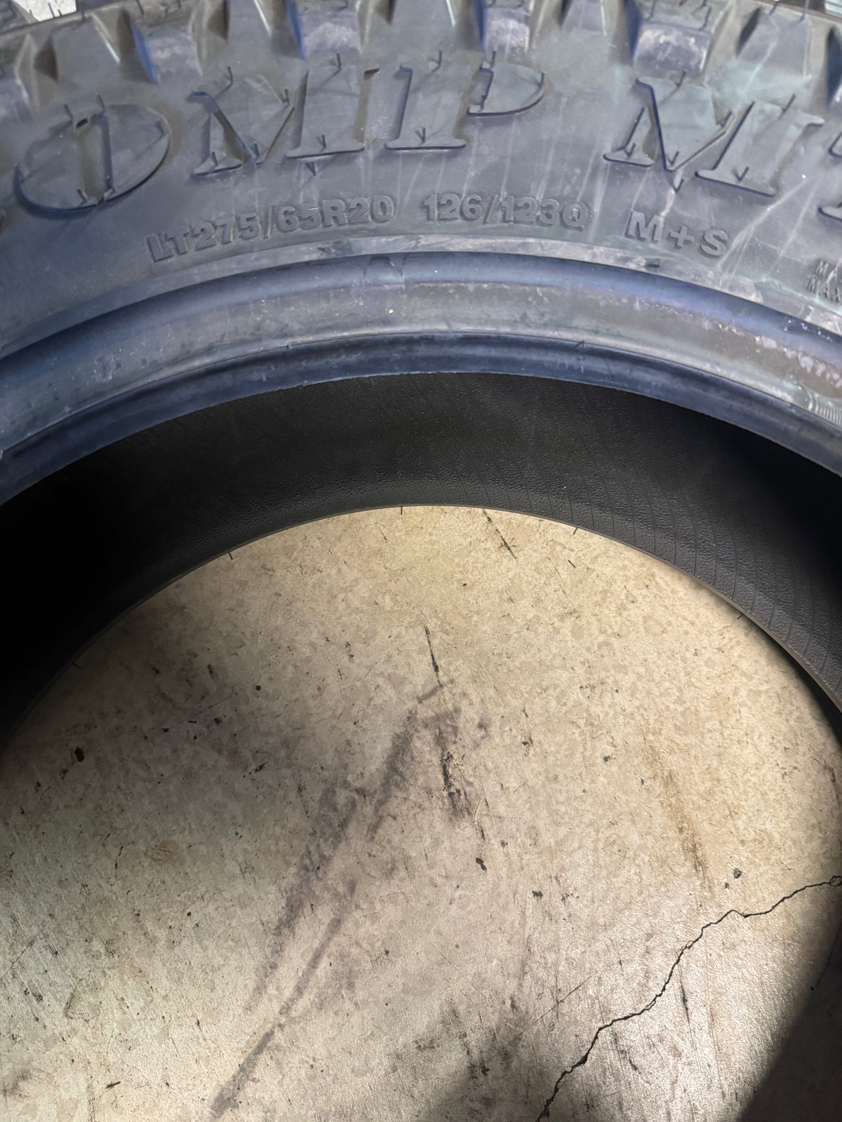 MUD CLAW COMP MTX BSW LT 275 65 20 126/123Q 10PLY MUD TERRAIN TIRE MTX43