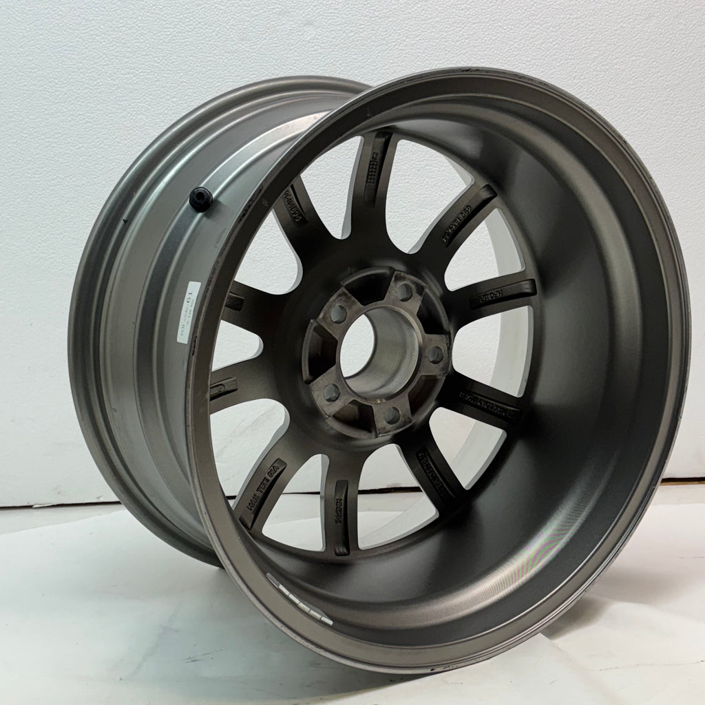 RIDLER 650 WHEEL 18X9.5 5X120.65 GLOSS GREY W/ POLISHED LIP 0MM 650-8961G