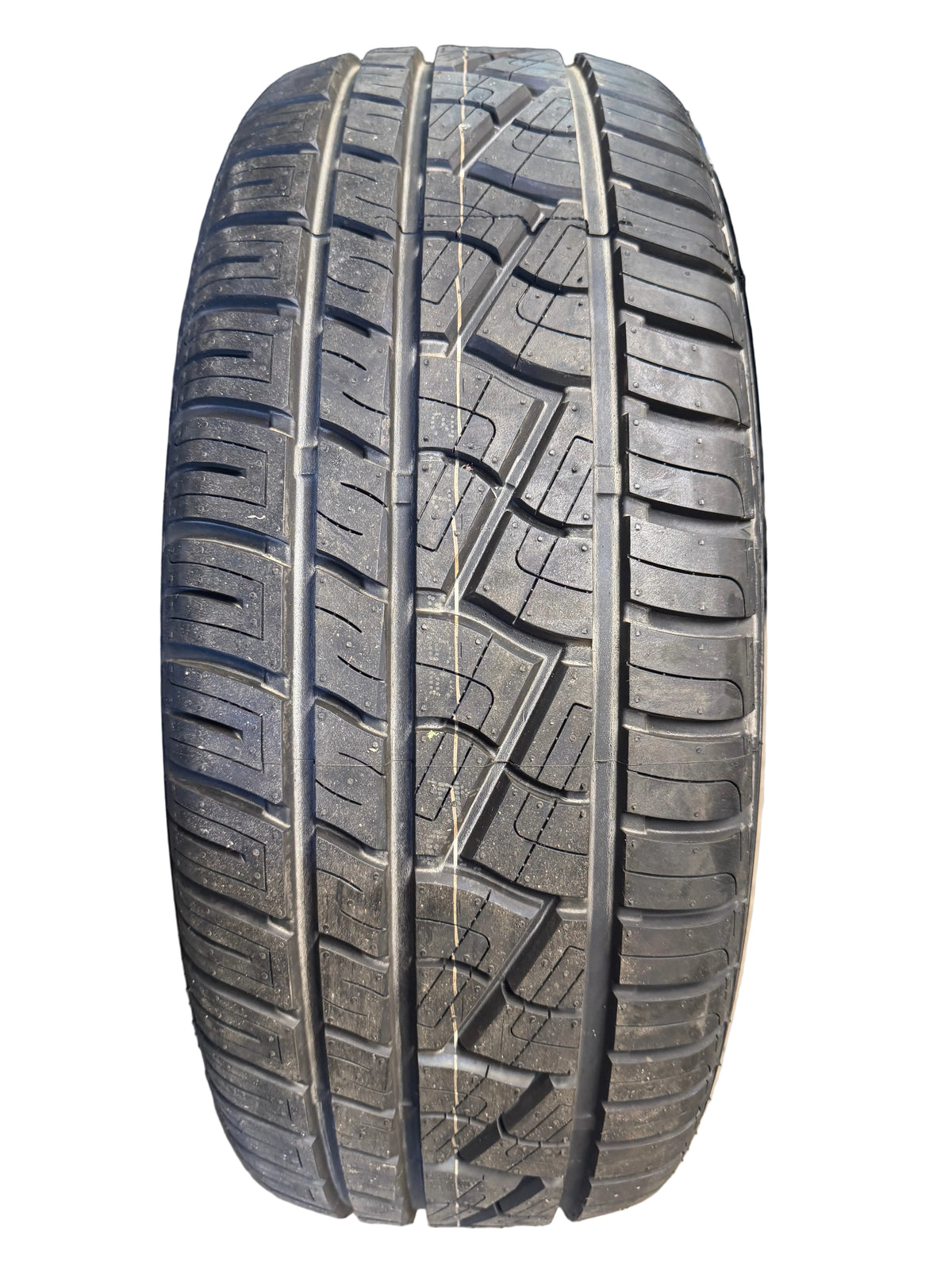 NOS MAXXIS ESCAPADE CUV BSW P 245 55 19 103V UHP ALL SEASON TIRE TP00628100