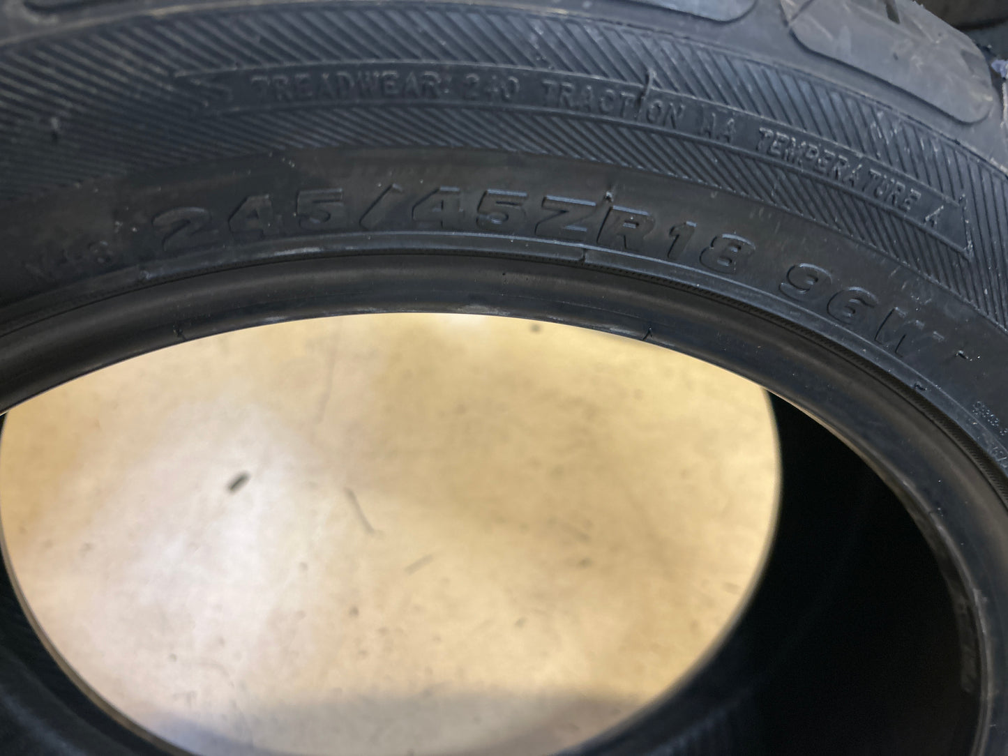 NOS 2 FEDERAL SS 595 BSW P 245 45 18 96W PERFORMANCE TIRE 14DK8A