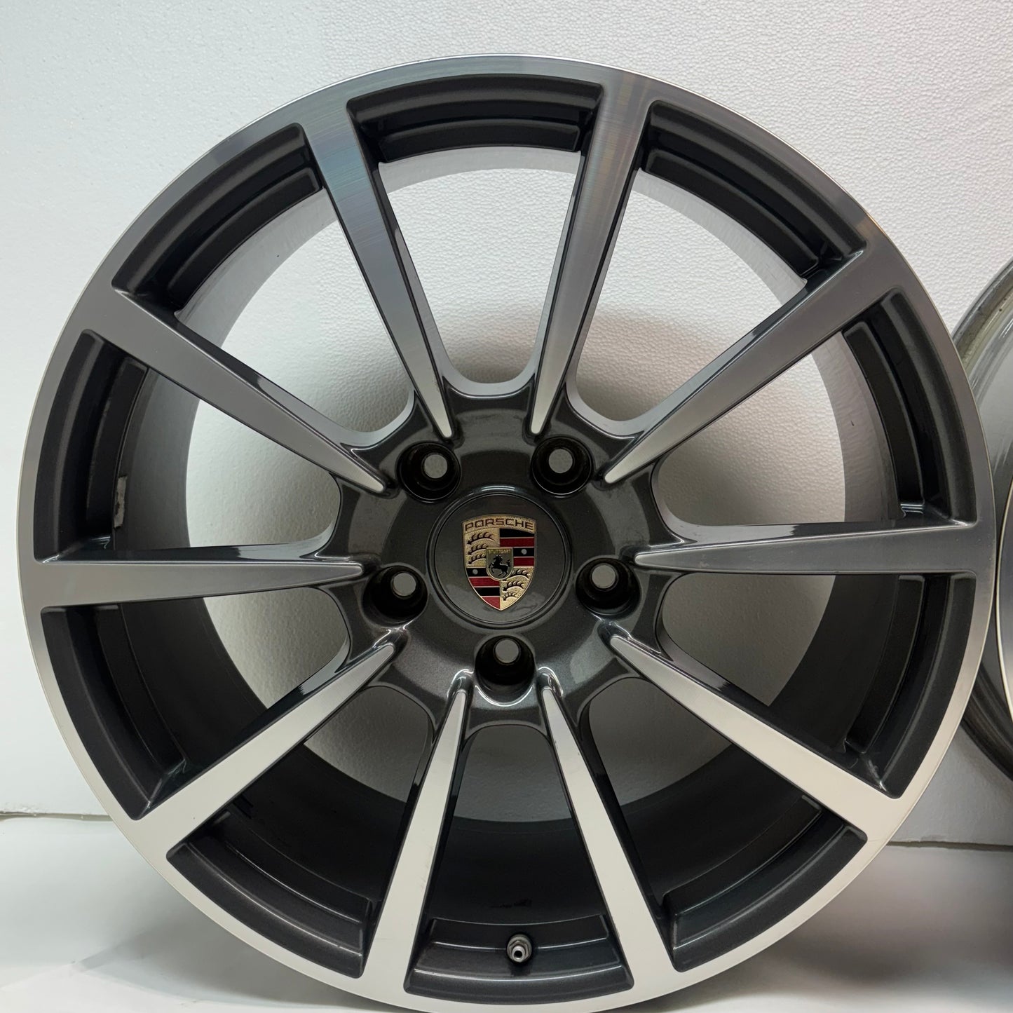 GENUINE PORSCHE 911 RAD CARRERA CLASSIC II 20X11 20X8.5 STAGGERED SET WHEELS