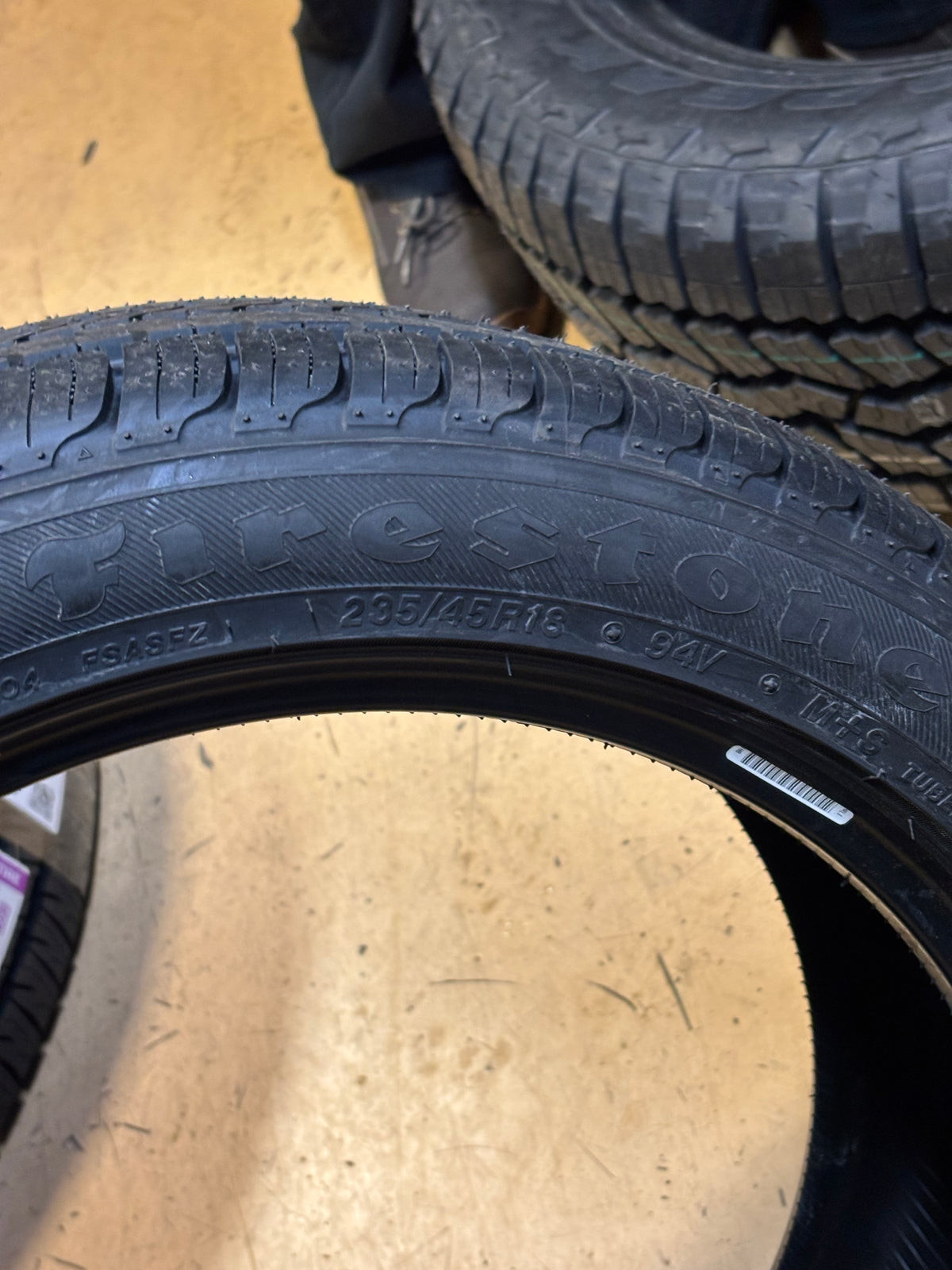 2 FIRESTONE ALL SEASON BSW P 235 45 18 94V TIRE 013745