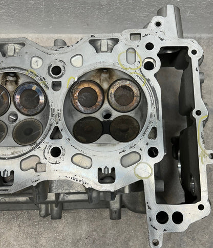 PORSCHE 911 11-16 CARRERA S 4S GTS RIGHT CYLINDER HEAD 9A1 104 112 8R