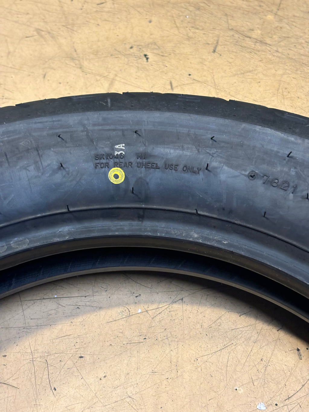DUNLOP D404 BSW 140 90 16 71H REAR MOTORCYCLE TIRE 45605778
