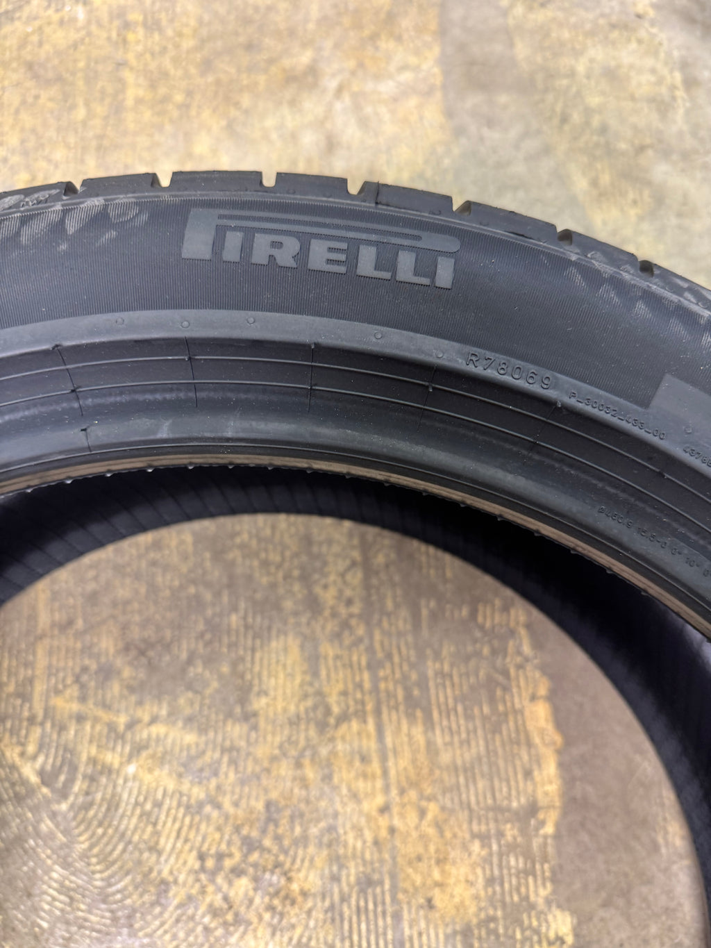 2 PIRELLI P ZERO AS PLUS 3 BSW P 225 45 18 95Y XL ALL SEASON TIRE 4083800