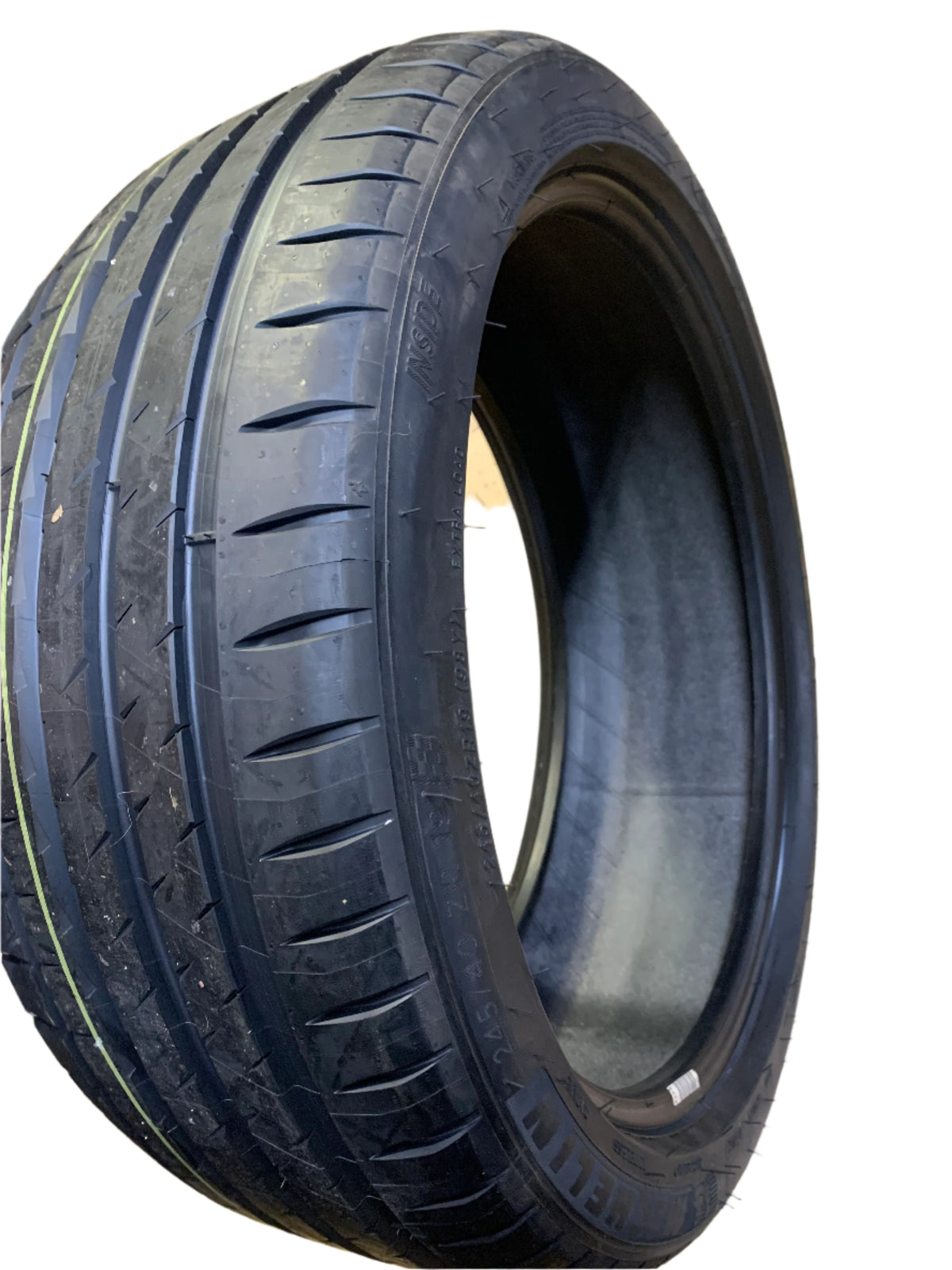 MICHELIN PILOT SPORT 4S BSW P 245 40 19 98Y XL HIGHWAY TERRAIN TIRE 01706