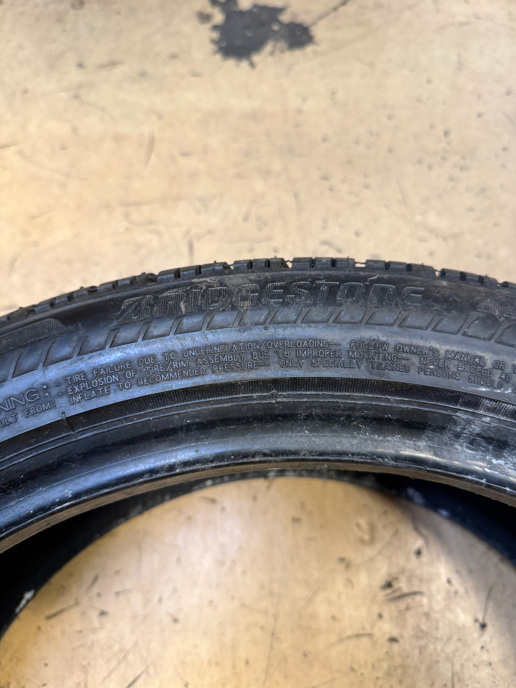 USED BRIDGESTONE DRIVEGUARD PLUS (RFT) BSW P 225 45 18 95W XL TIRE 006481