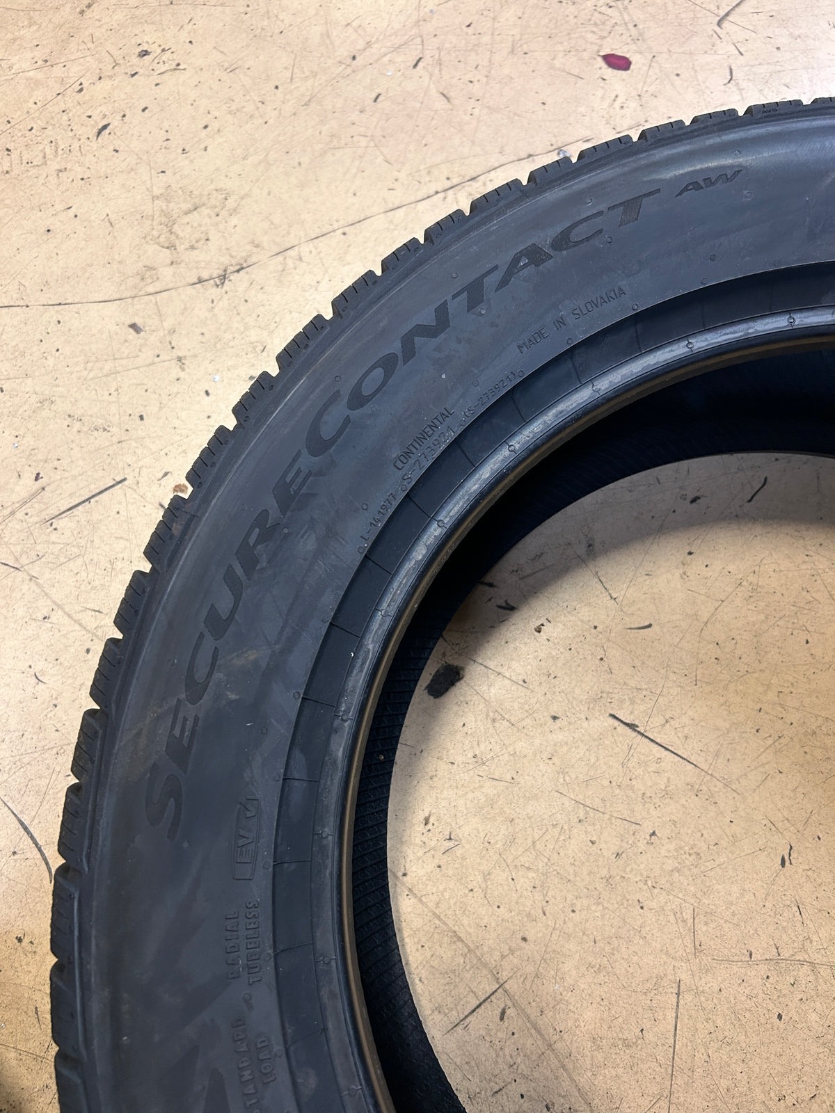 2 CONTINENTAL SECURECONTACT AW P 225 55 18 98H ALL WEATHER TIRE 15582060000