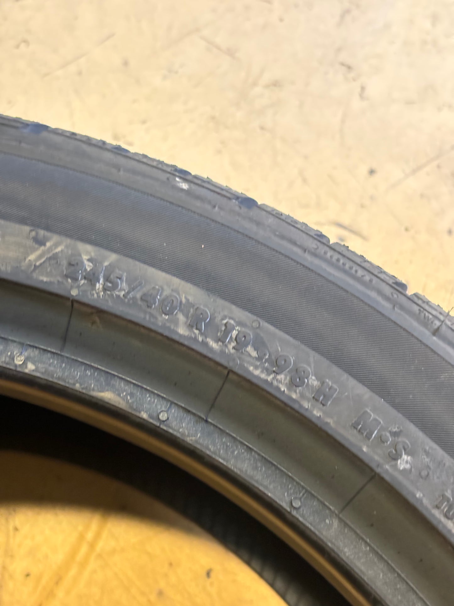 CONTINENTAL PROCONTACT GX BSW P 245 40 19 98H XL ALL SEASON TIRE 15500600000