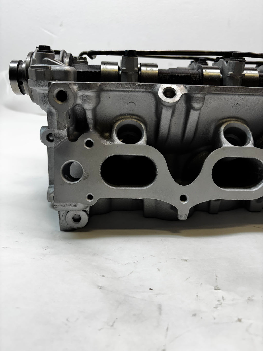 REMANUFACTURED FOR TOYOTA 2.7 2TR DOHC DUAL VVTI CYLINDER HEAD G289065