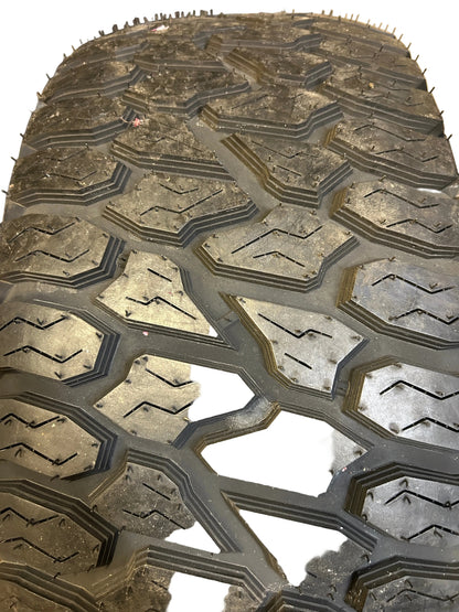 NOS AMP TERRAIN ATTACK A/T A LT 315 70 17 121/118R 10PLY ALL TERRAIN TIRE 3157017AMPCA3