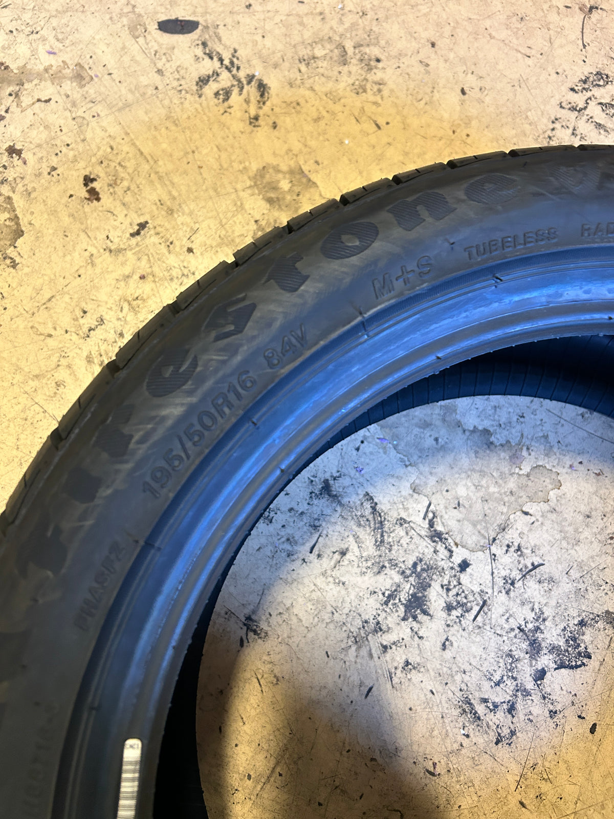 2 NOS FIRESTONE FIREHAWK A/S BSW P 195 50 16 84V ALL SEASON TIRE 001410
