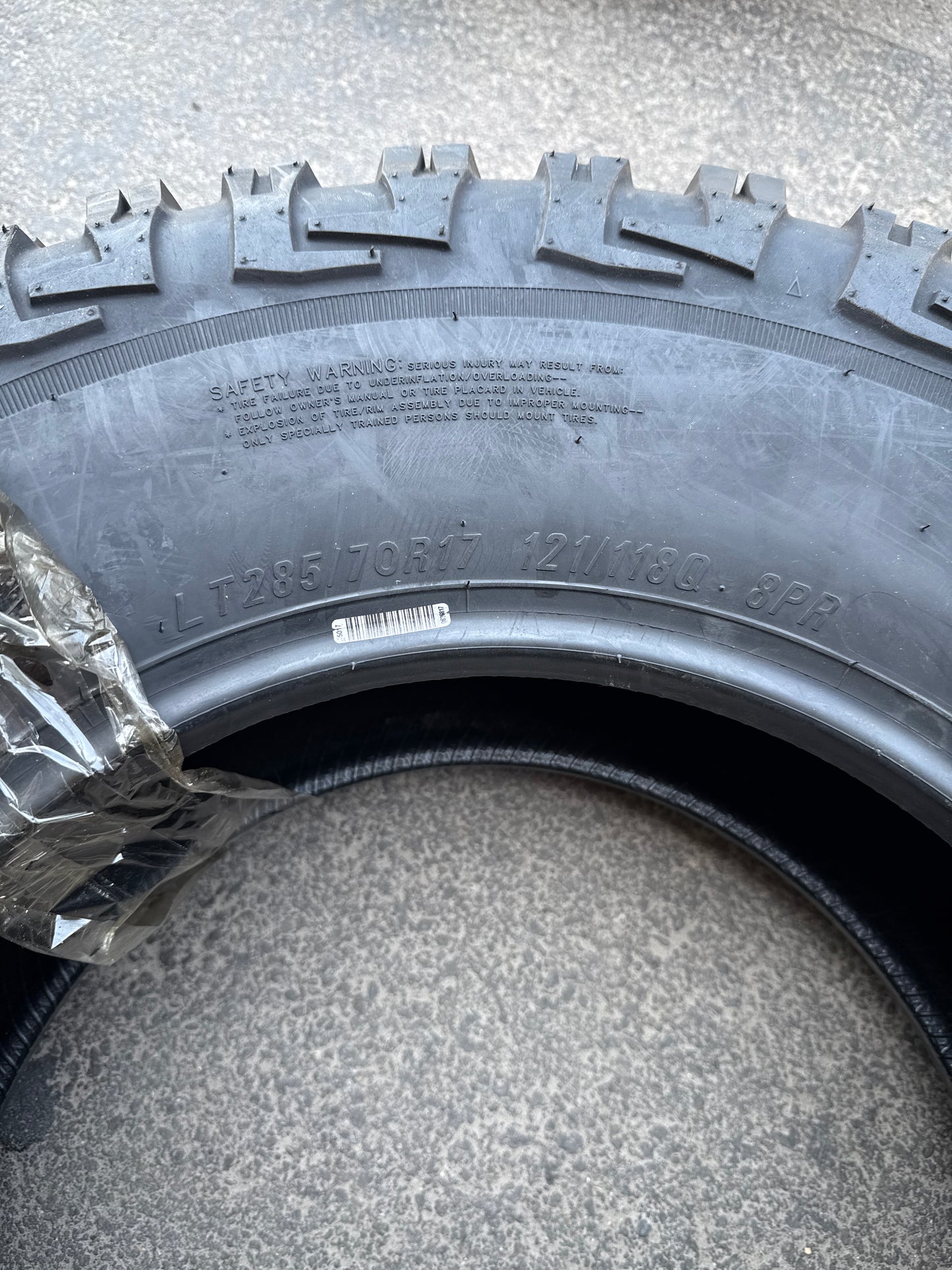 MAXXIS BIGHORN OWL LT 285 70 17 121/118Q LRD 8PLY MUD TERRAIN TIRE TL37600200