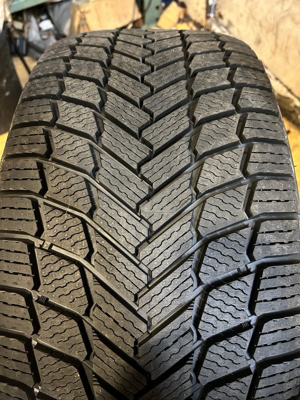 MICHELIN X-ICE SNOW BSW P 255 45 18 103H XL WINTER TIRE 71927