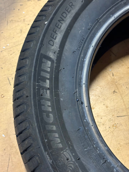 MICHELIN DEFENDER 2 P 235 65 16 103H SL ALL SEASON TIRE 18797