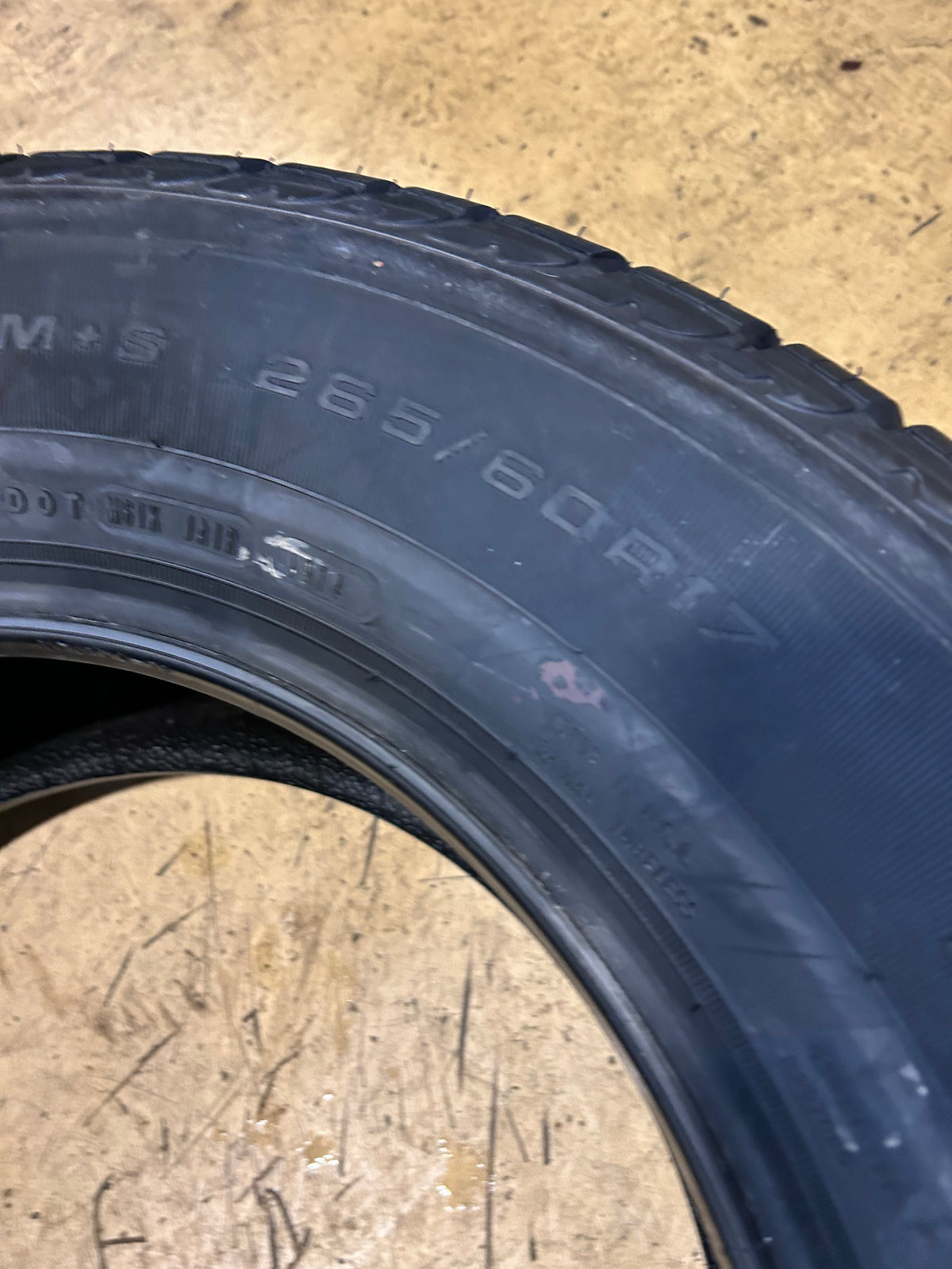 NOS GOODYEAR EAGLE ULTRA GRIP BSW P 265 60 17 108H WINTER TIRE 166043528