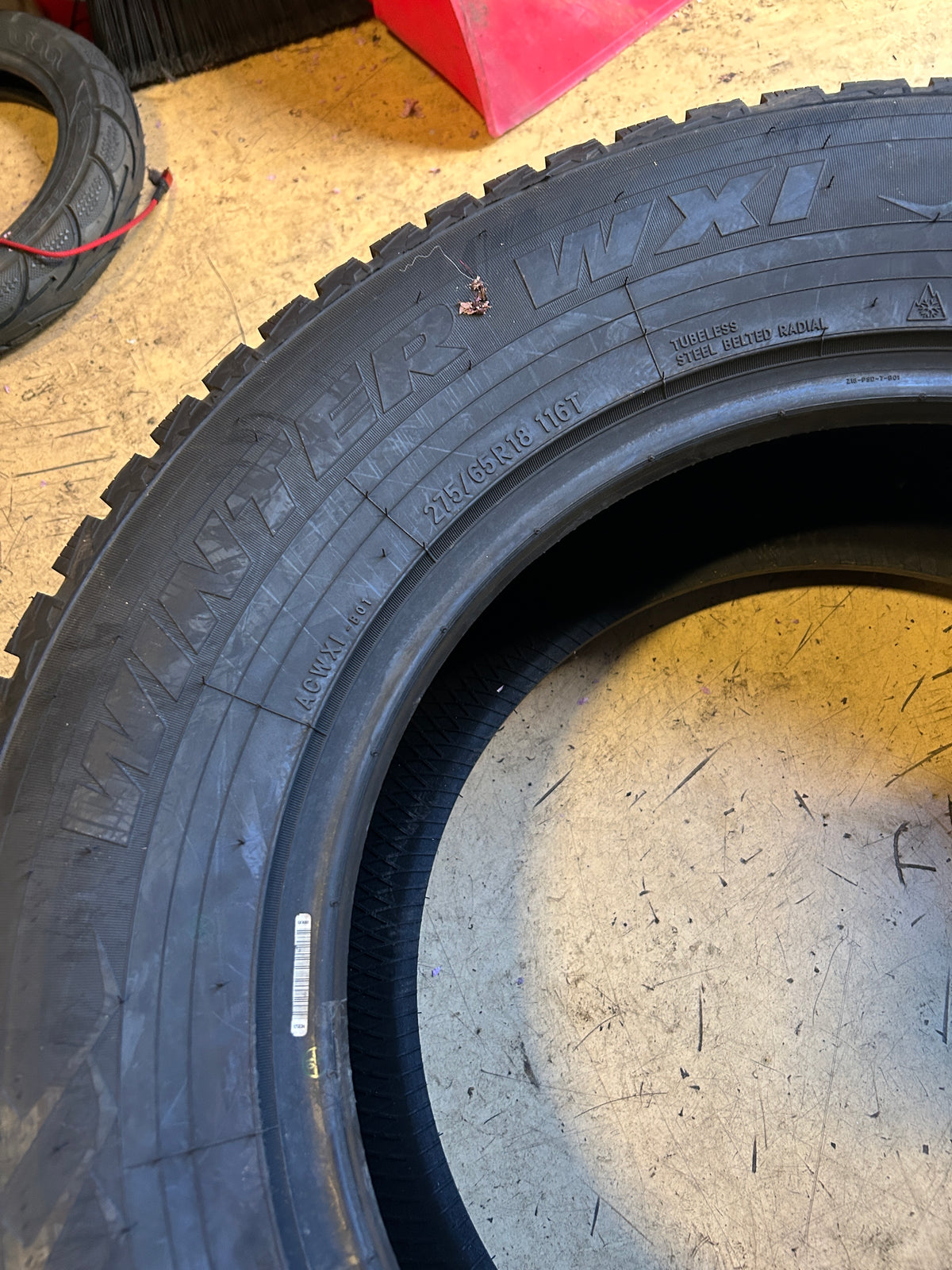 NOS ARCTIC CLAW WINTER WXI BSW P 275 65 18 116T WINTER TIRE ARC63