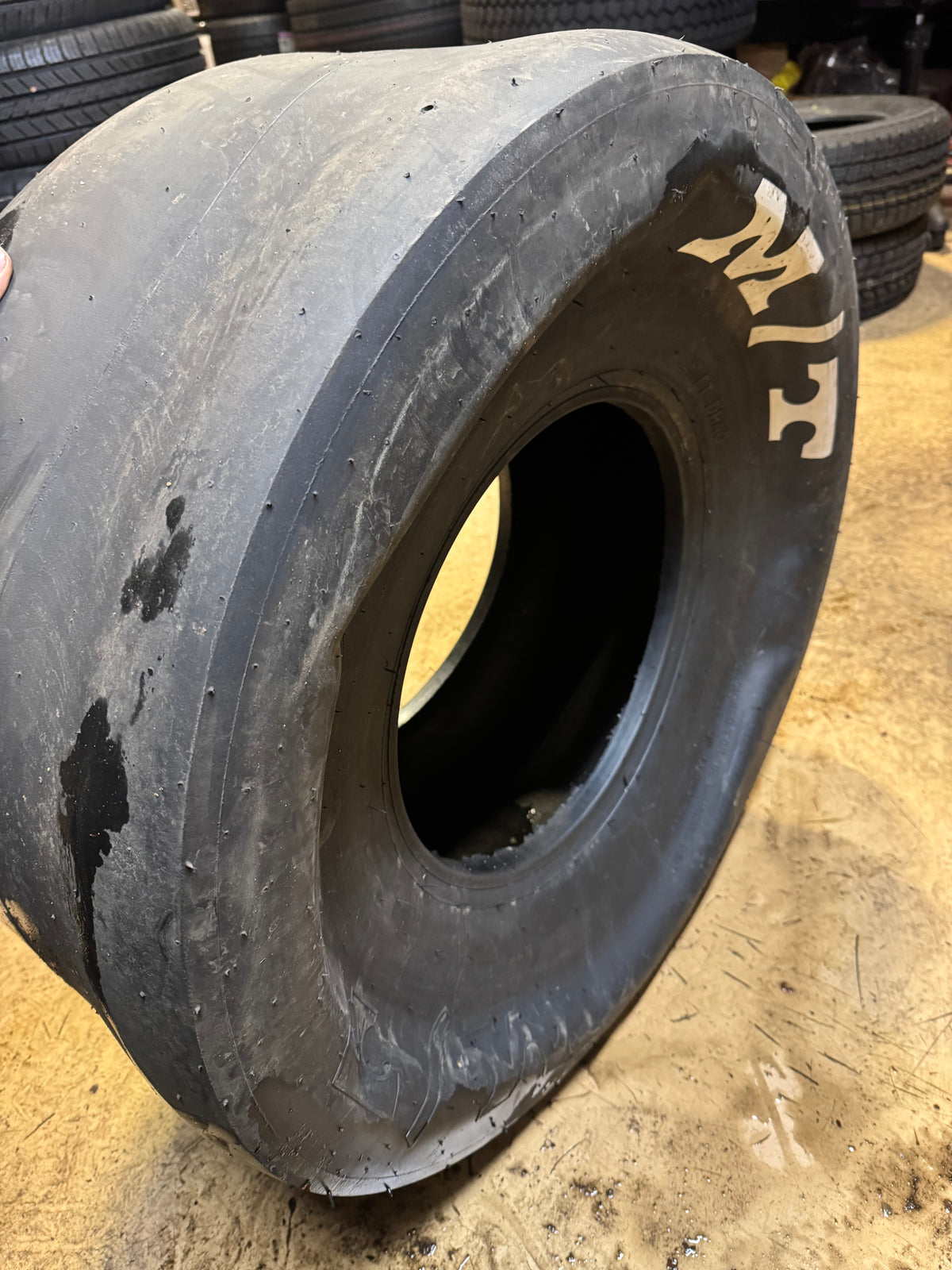 MICKEY THOMPSON ET DRAG WL 32 14 15 DRAG TIRE 90000000878 ROLLOVER 102 ½”
