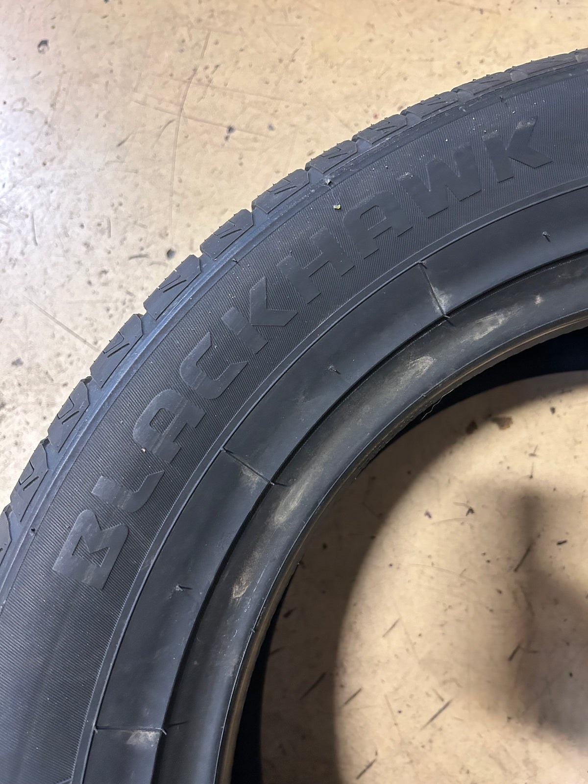 BLACKHAWK AGILITY SUV BSW P 245 55 19 103V ALL SEASON TIRE 4120187V