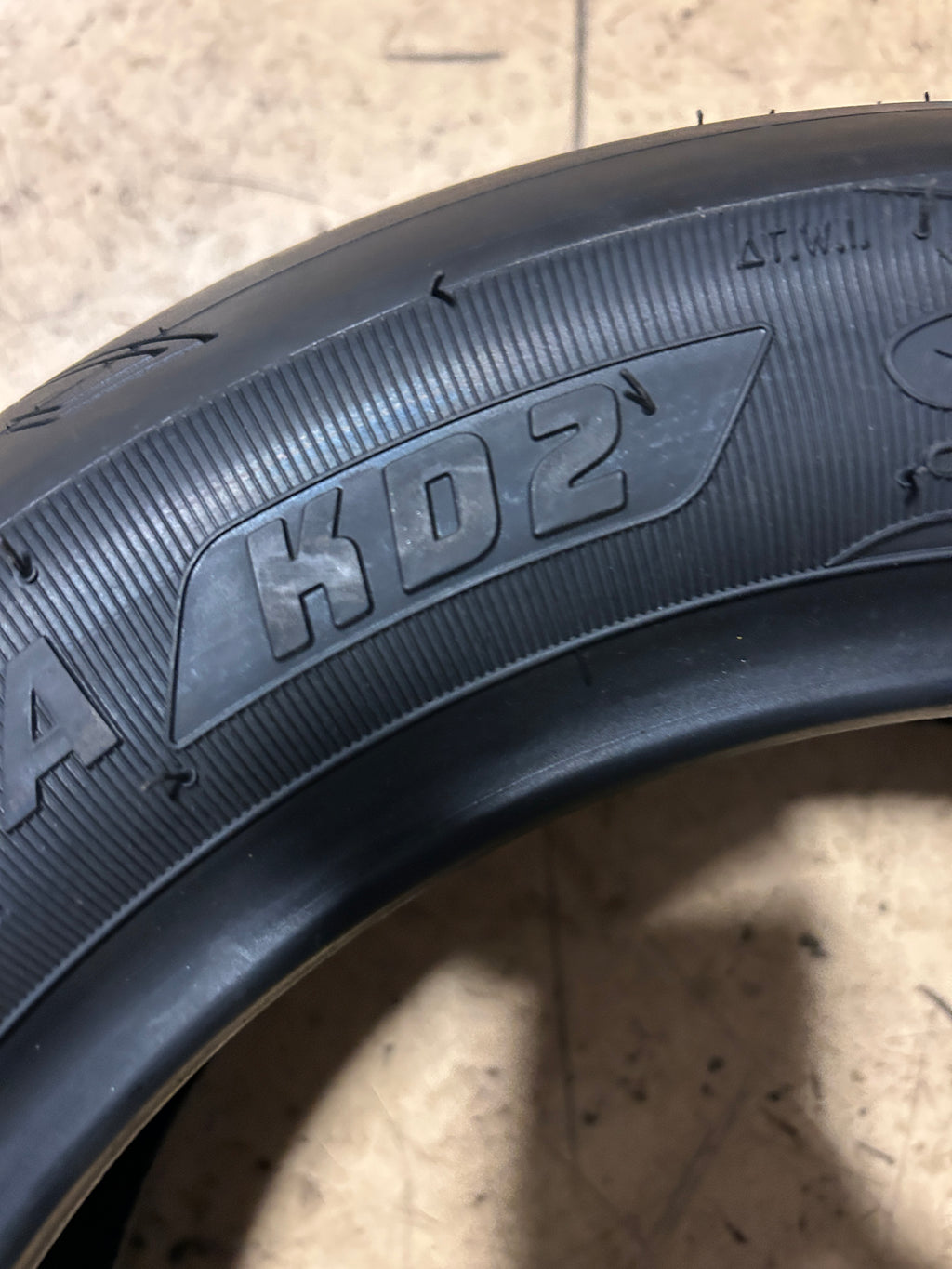 KENDA KD2 BSW 120 80 12 55J FRONT MOTORCYCLE TIRE 04KD21208012