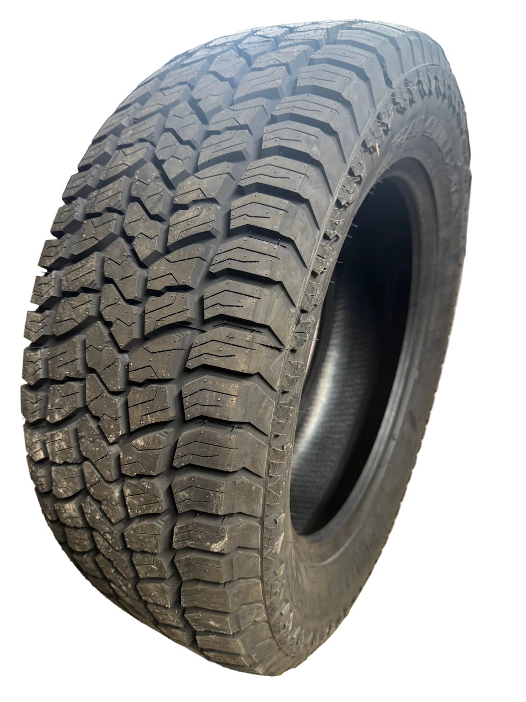 SUMMIT TRAIL CLIMBER AT02 BSW P 275 60 20 115T ALL TERRAIN TIRE 20913