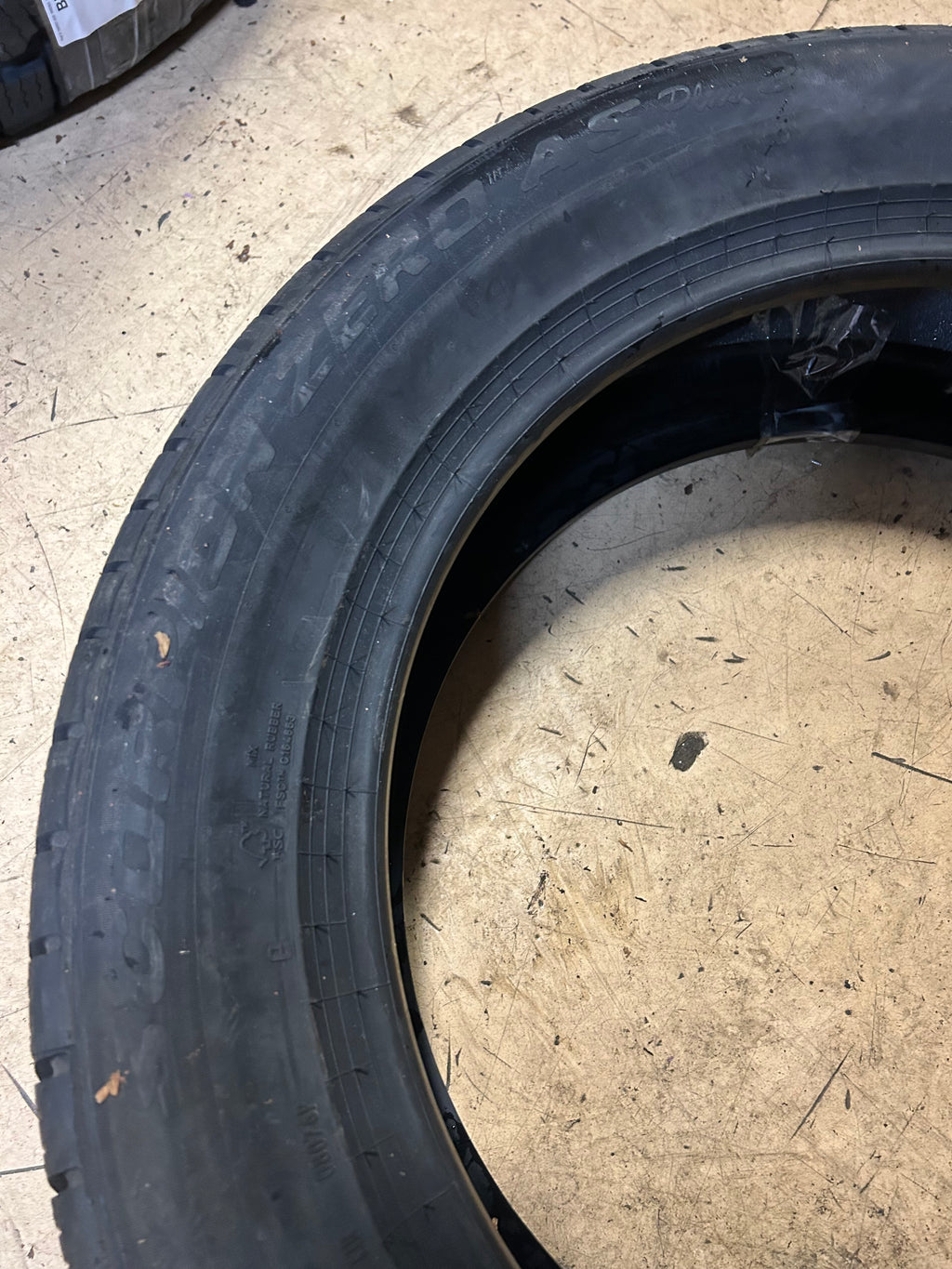 PIRELLI SCORPION ZERO ALL SEASON PLUS 3 ELECT FOAM P 235 55 19 105V XL 4207600